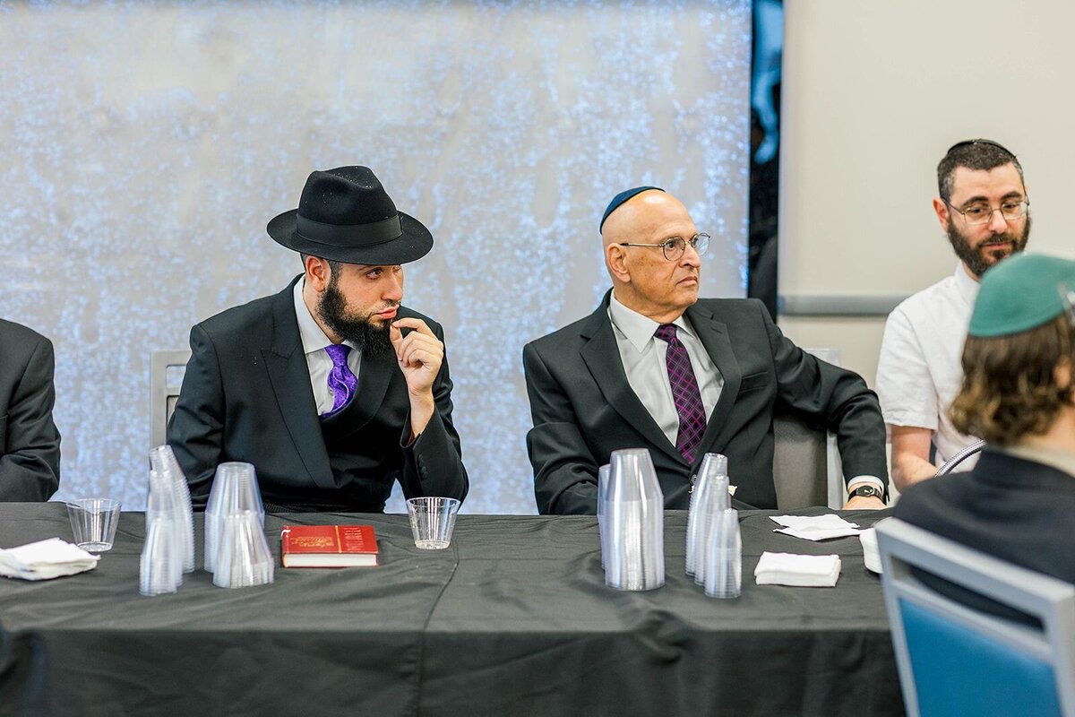 Eliana-Melmed-Photography-Chicago-LosAngeles-Jewish-WeddingPhotographer-CarmiKalman-Tisch-00162