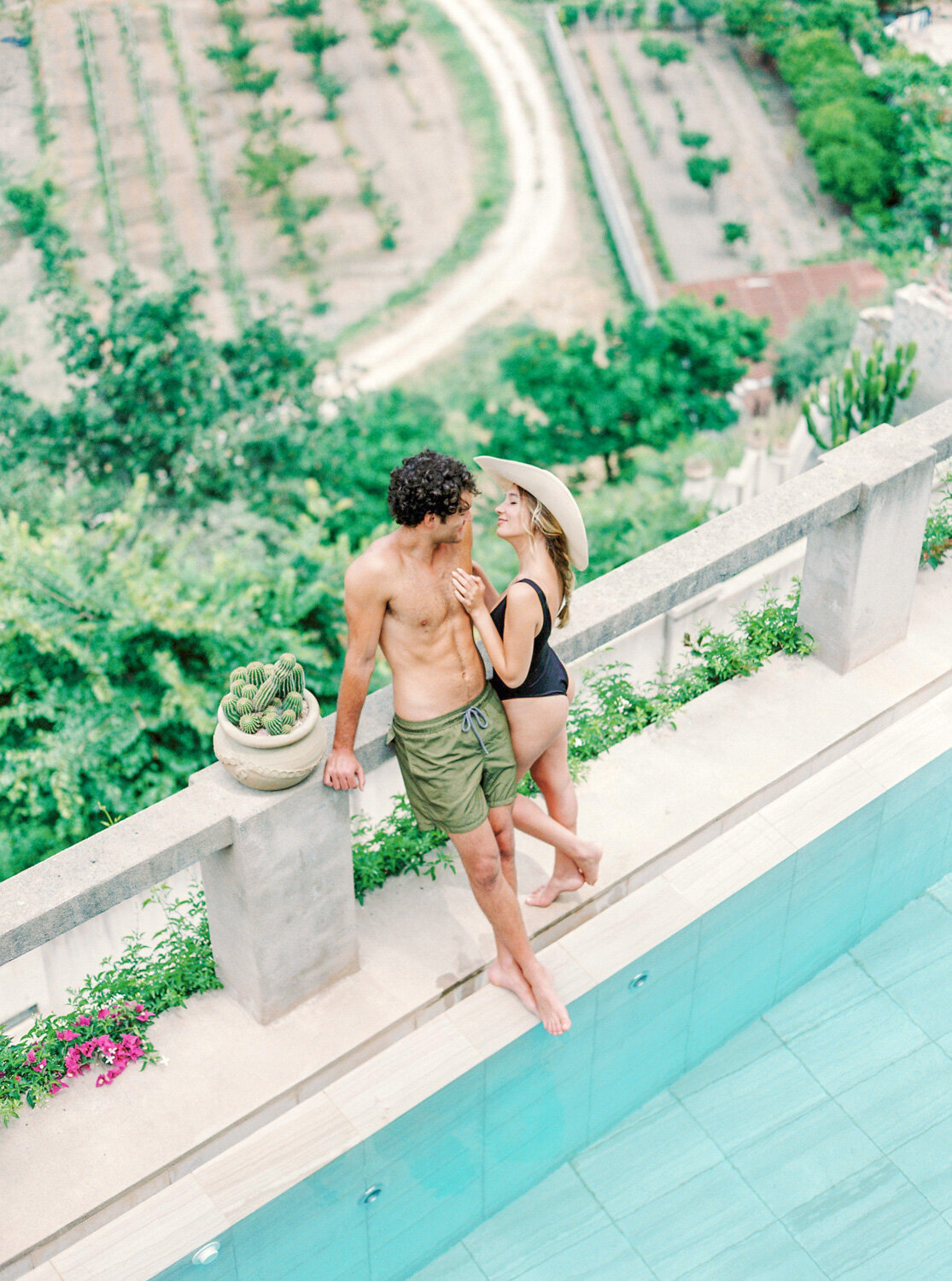 Lifestyle couple photographs at Villa Paola