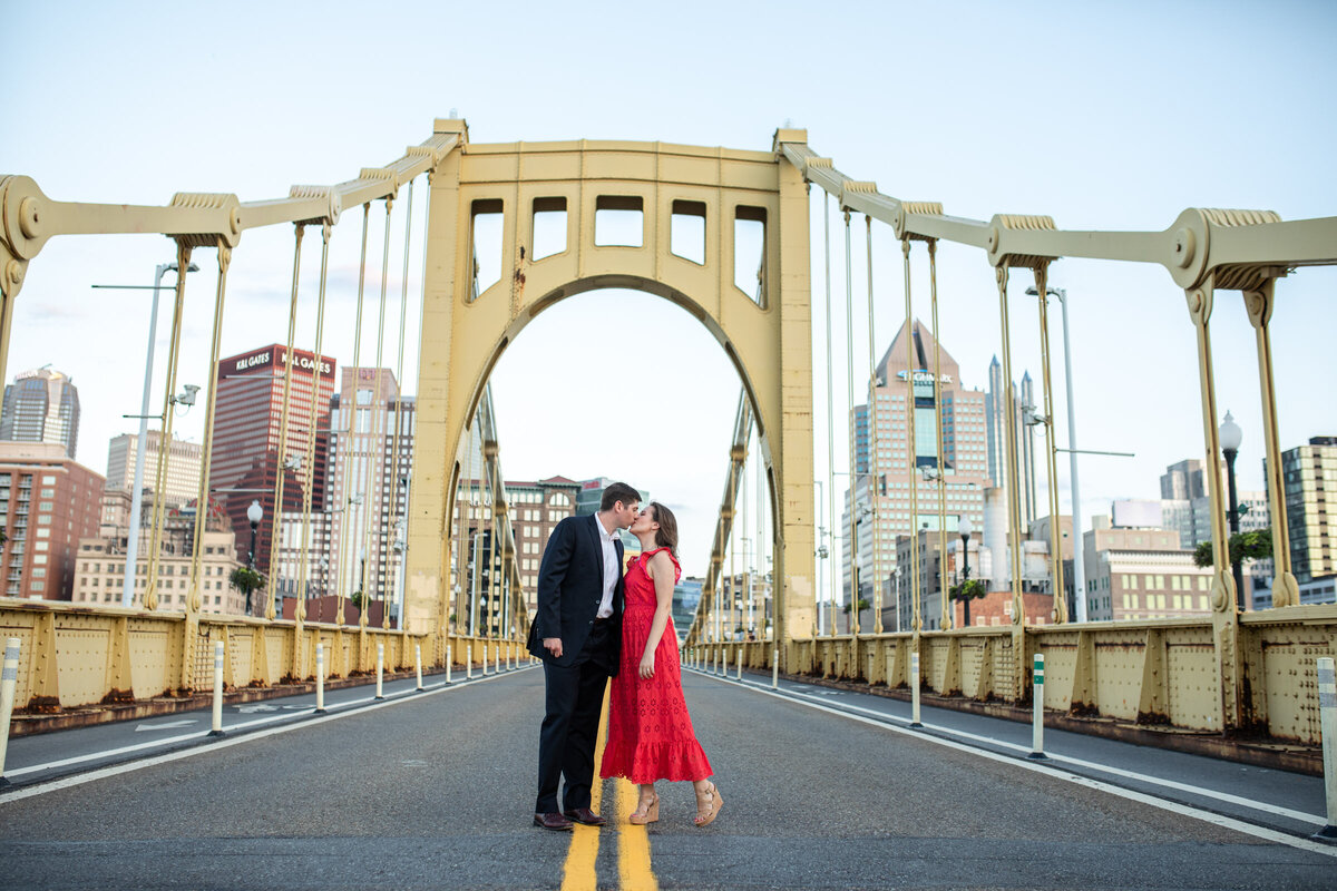 Pittsburgh-engagement-photographer-0330