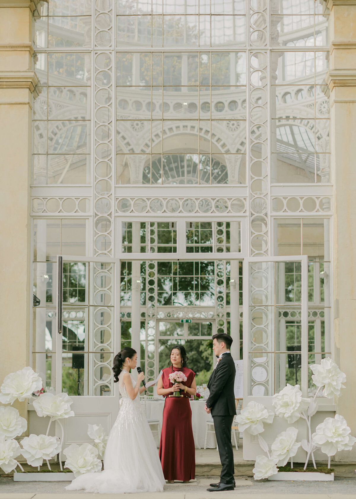 chloe-winstanley-weddings-syon-park-conservatory-ceremony