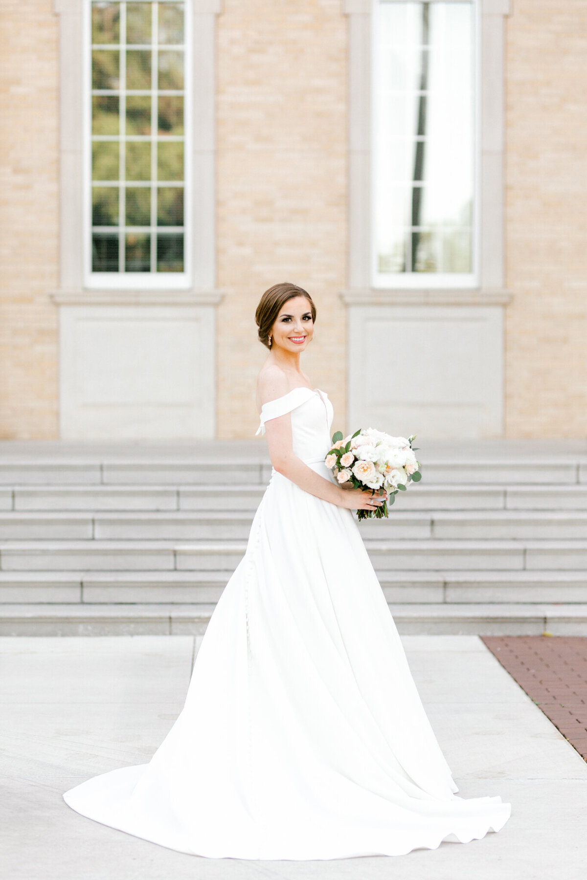 Lexi Broughton Bridal Portraits at TCU Robert Carr Chapel Fort Worth, Texas | Sami Kathryn Photography | Dallas DFW Wedding Photographer | R. Love Floral Blush and Peach Bouquet-23