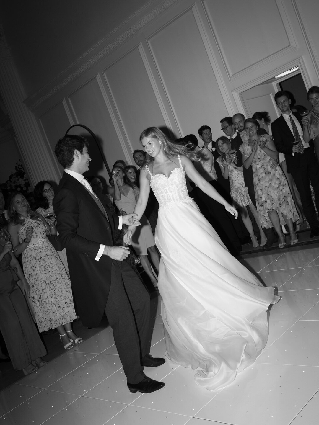 EmmaPilkington_Holly&Antoine-54