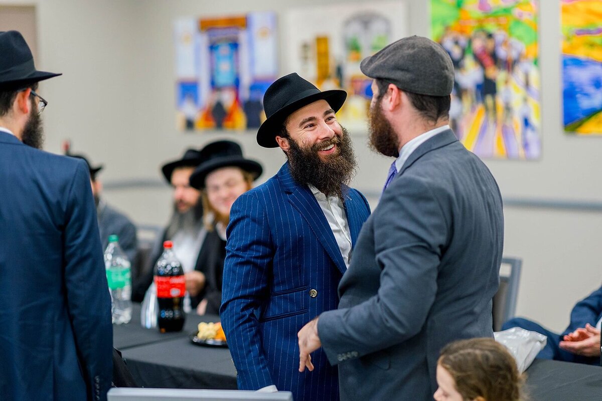 Eliana-Melmed-Photography-Chicago-LosAngeles-Jewish-WeddingPhotographer-CarmiKalman-Tisch-00128