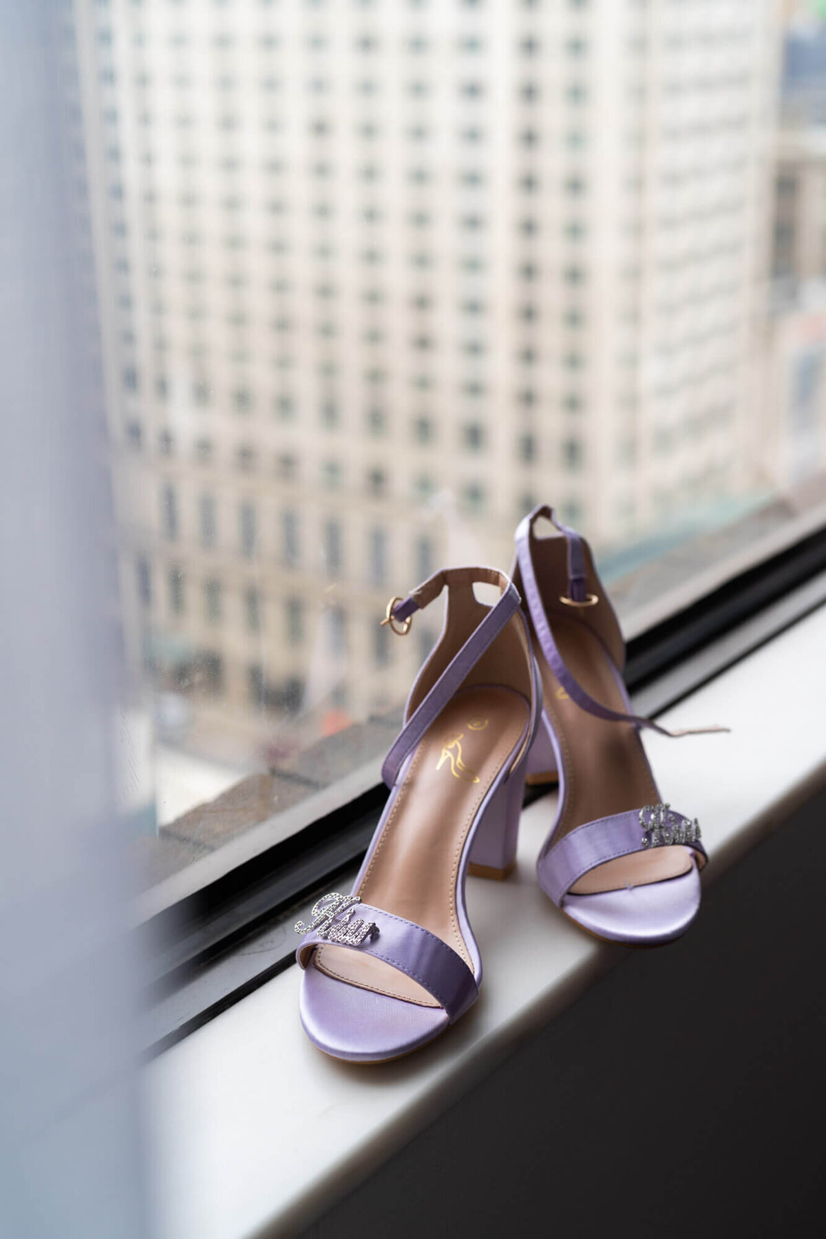 bride-shoes-brooch-lavender-purple-sandals