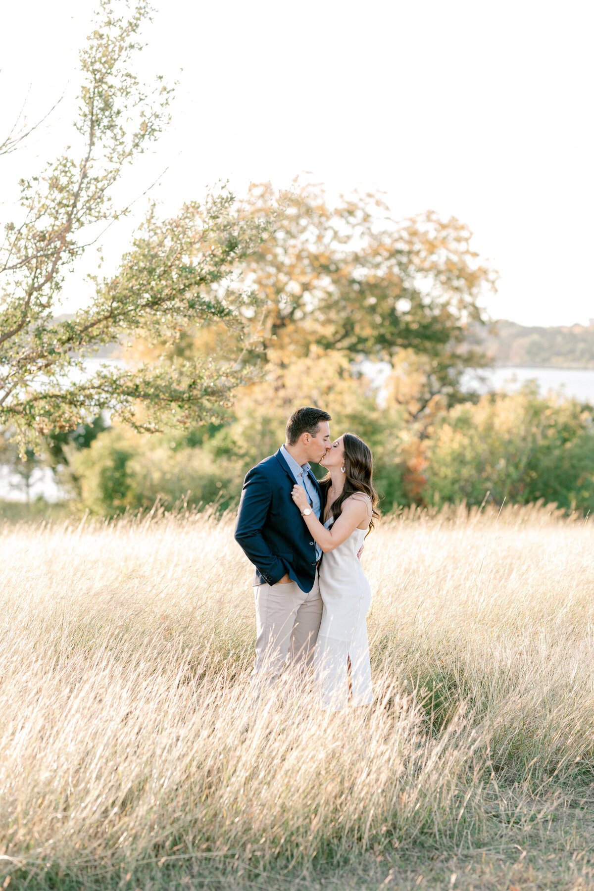 Haley & JT White Rock Lake Engagement Session | Dallas Wedding Photographer | Sami Kathryn Photography-4