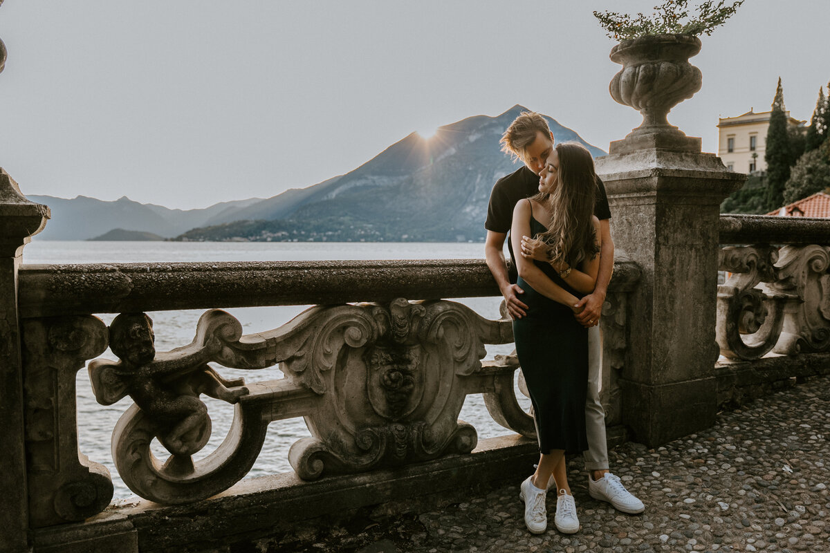 Couple session at Lake Como at Villa Monastero