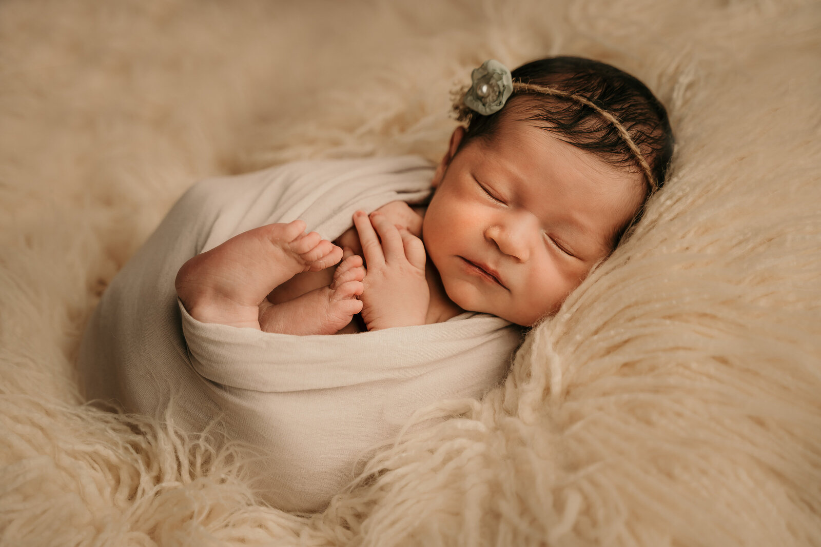 BayofPlenty-photographer-newborn-studio-posed-girl-12-2