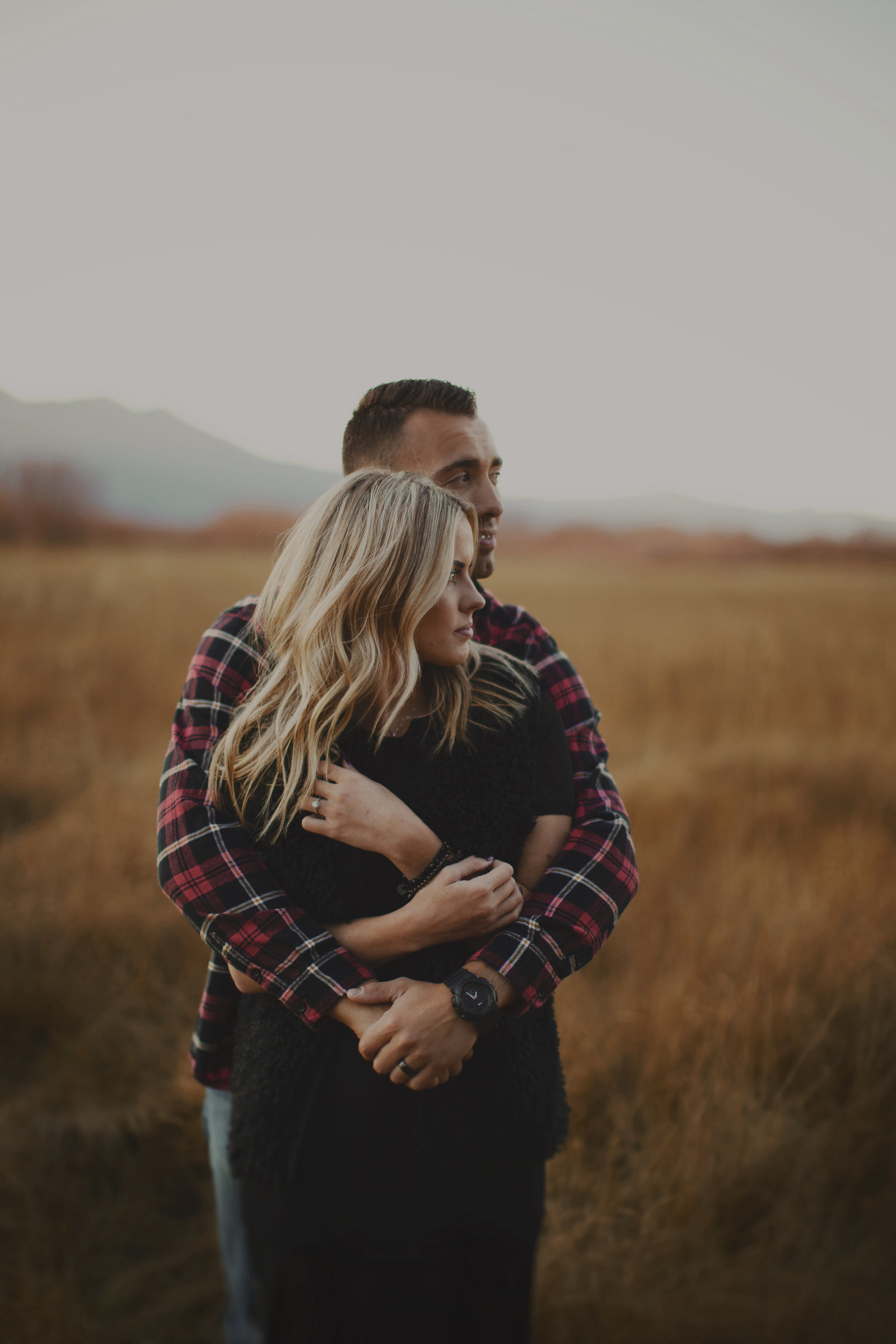 bend-oregon-couples-engagement-photographer