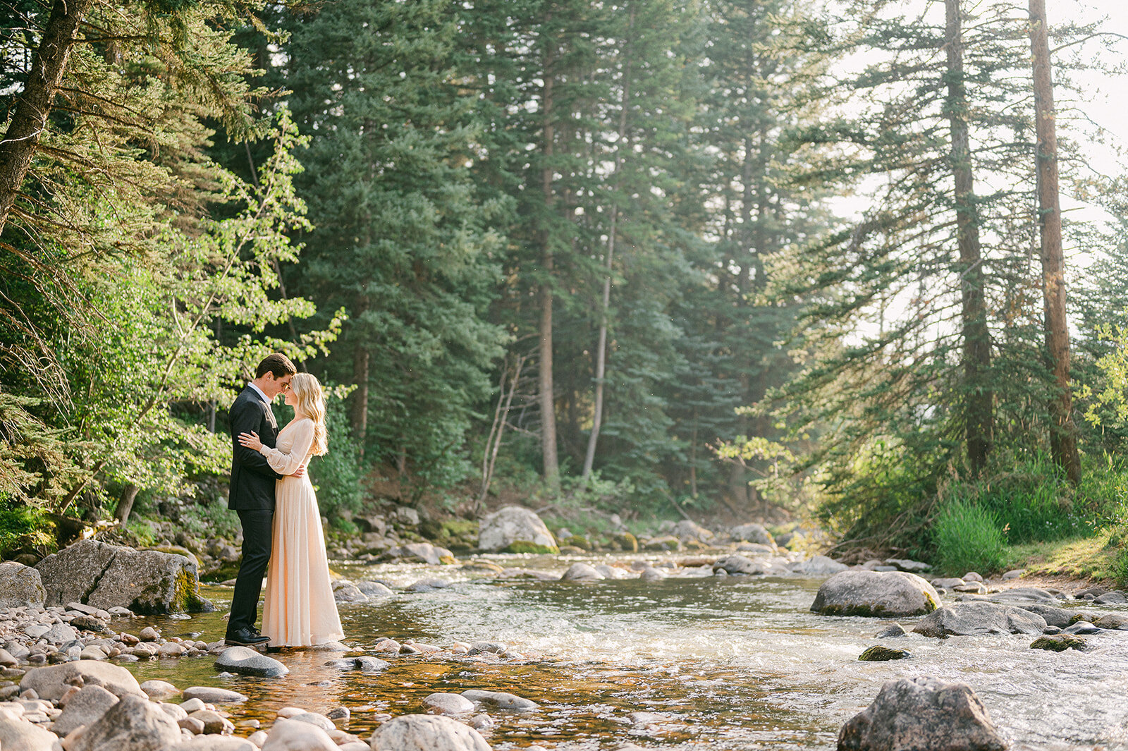 whimsical-vail-village-summer-engagement-by-jacie-marguerite-41