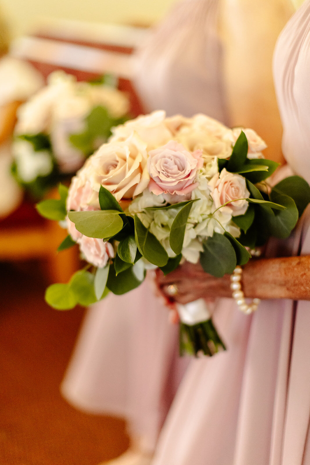 pink-elegant-wedding-bouquet