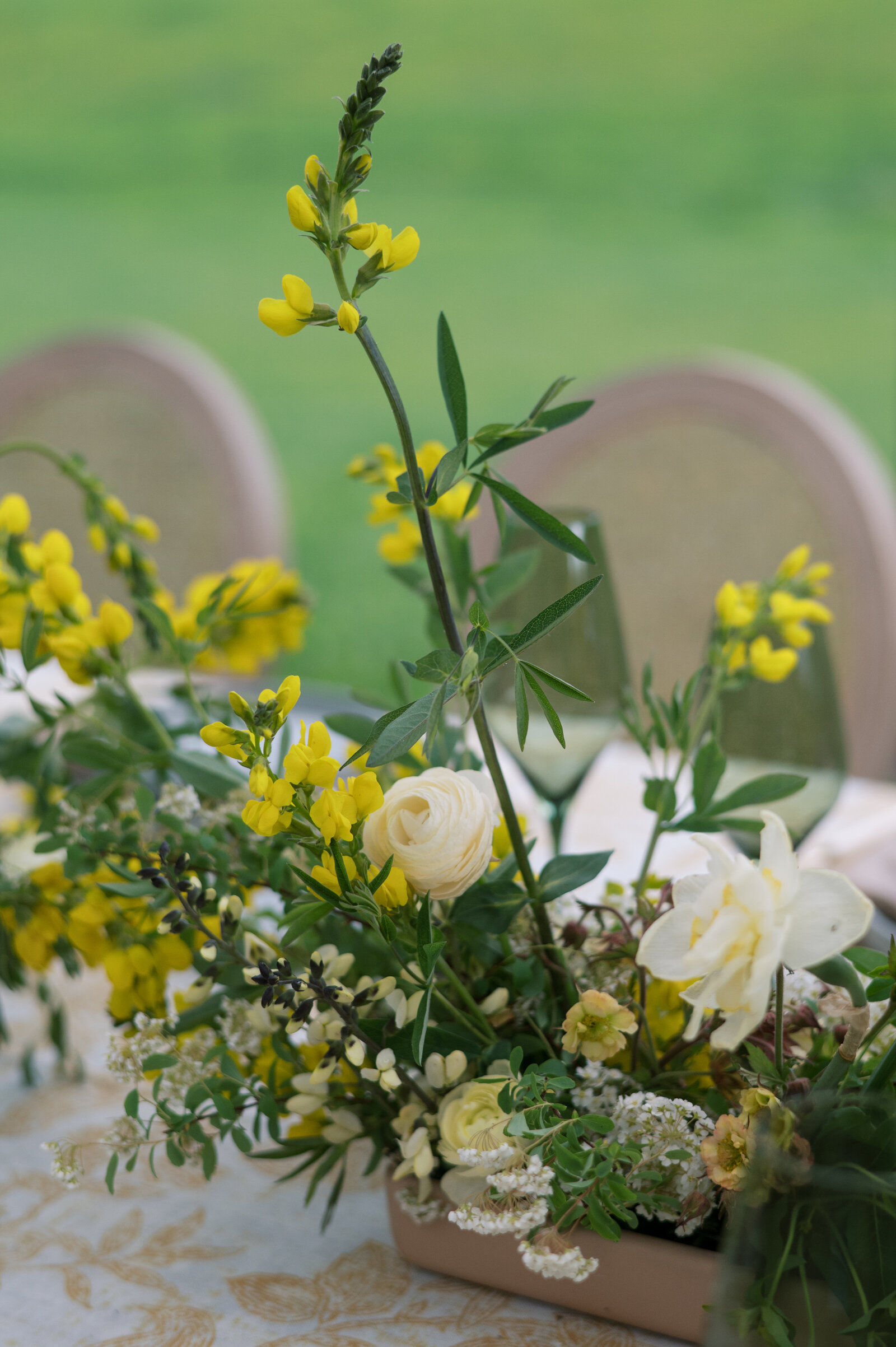 modern yellow floral wedding centerpiece