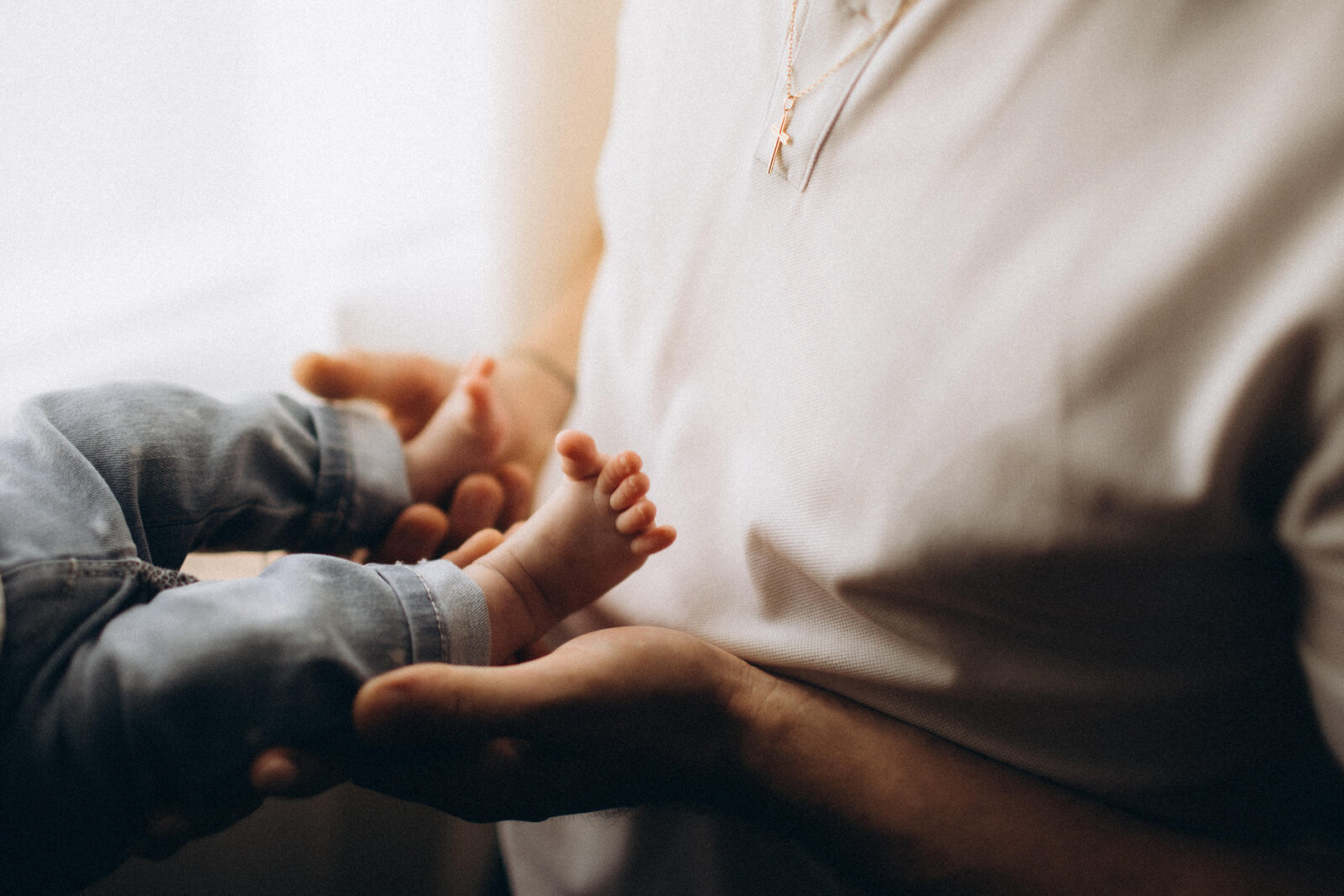 séance nouveau né saint louis - photographe bébé colmar - cindy wogenstahl