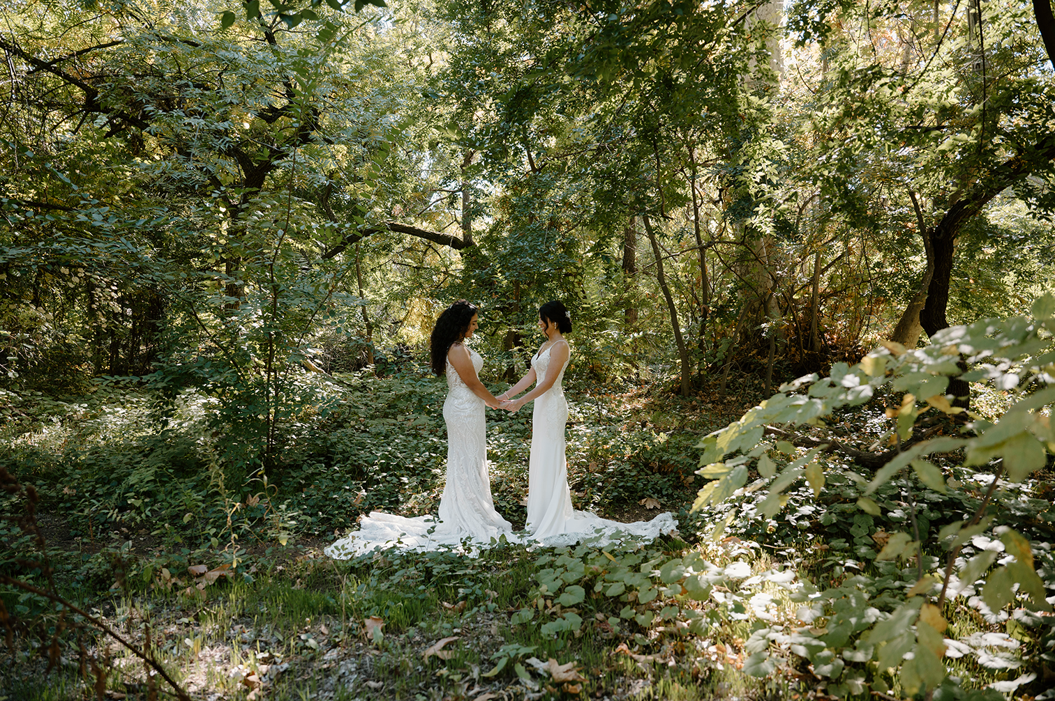 two brides wedding photo2