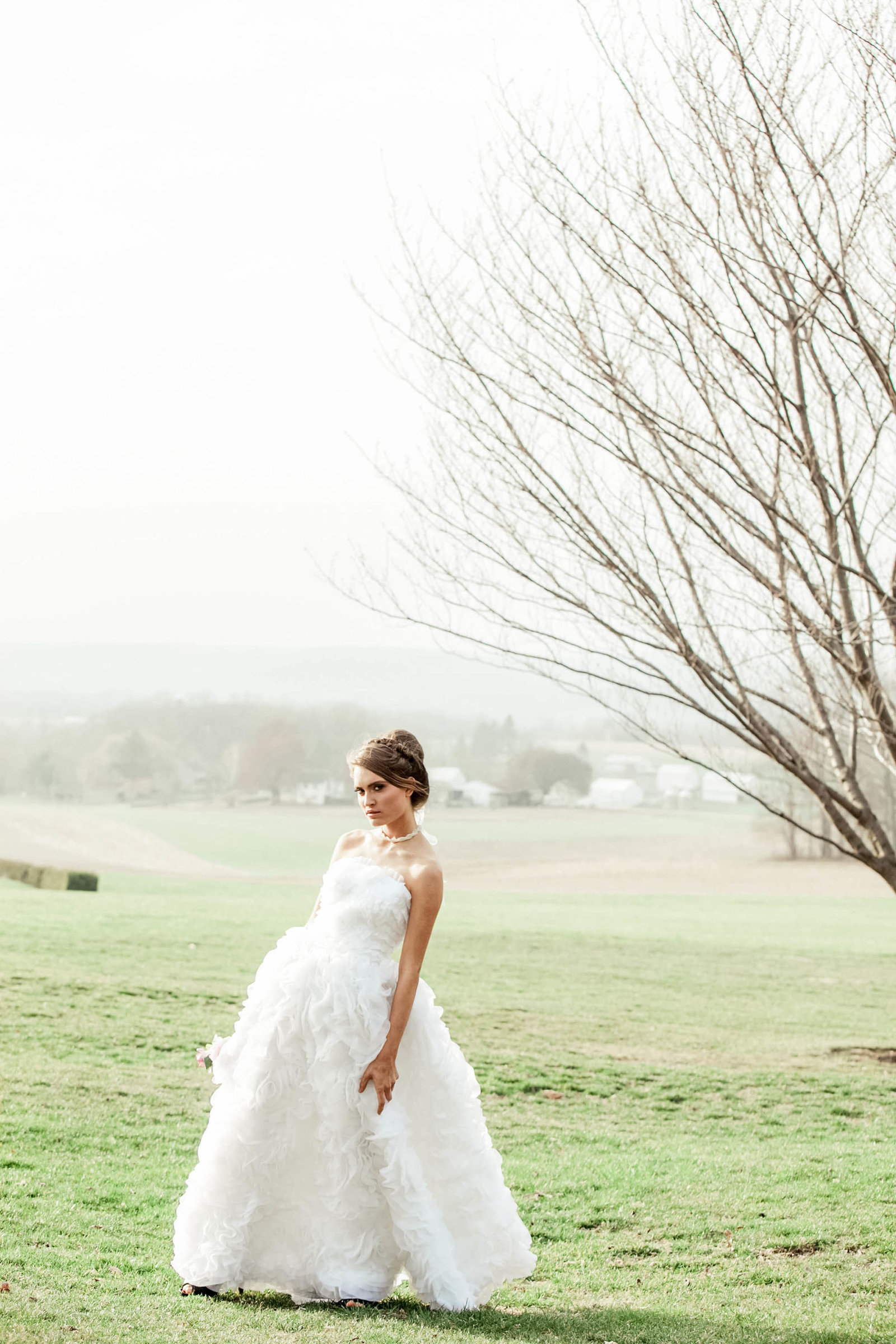 bridal-fashion-drumore-estate-editorial-pennsylvania-kate-timbers-photography028