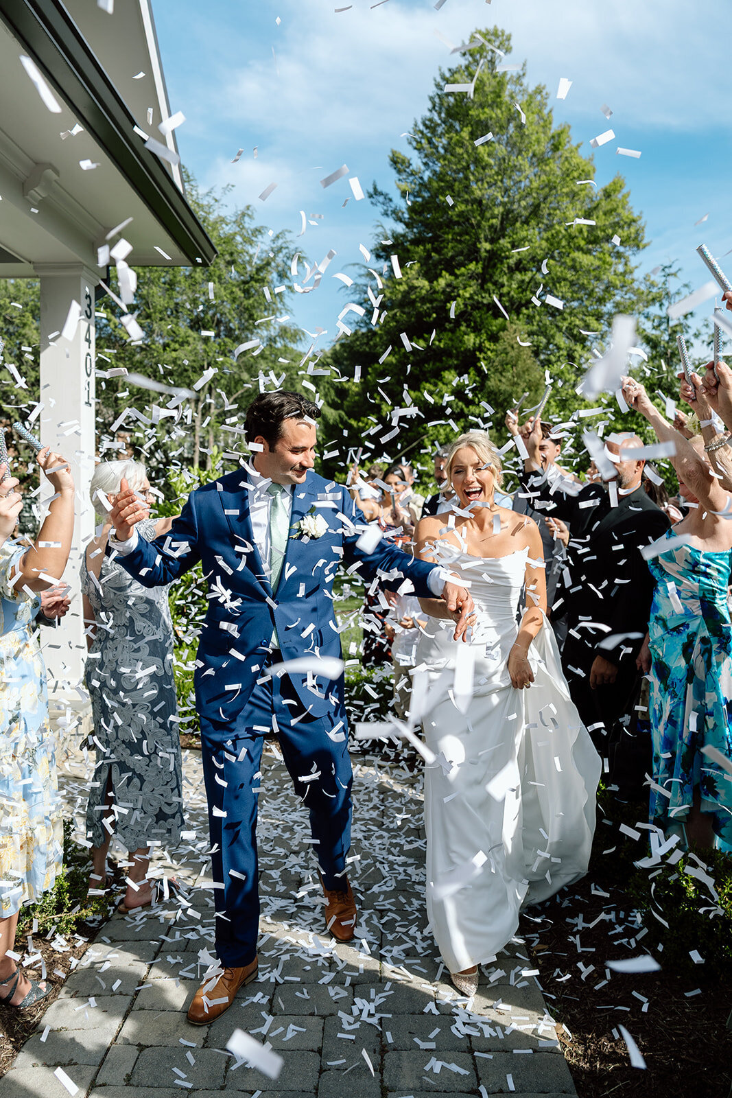 virginia-wedding-alex-ricky-sneaks-52