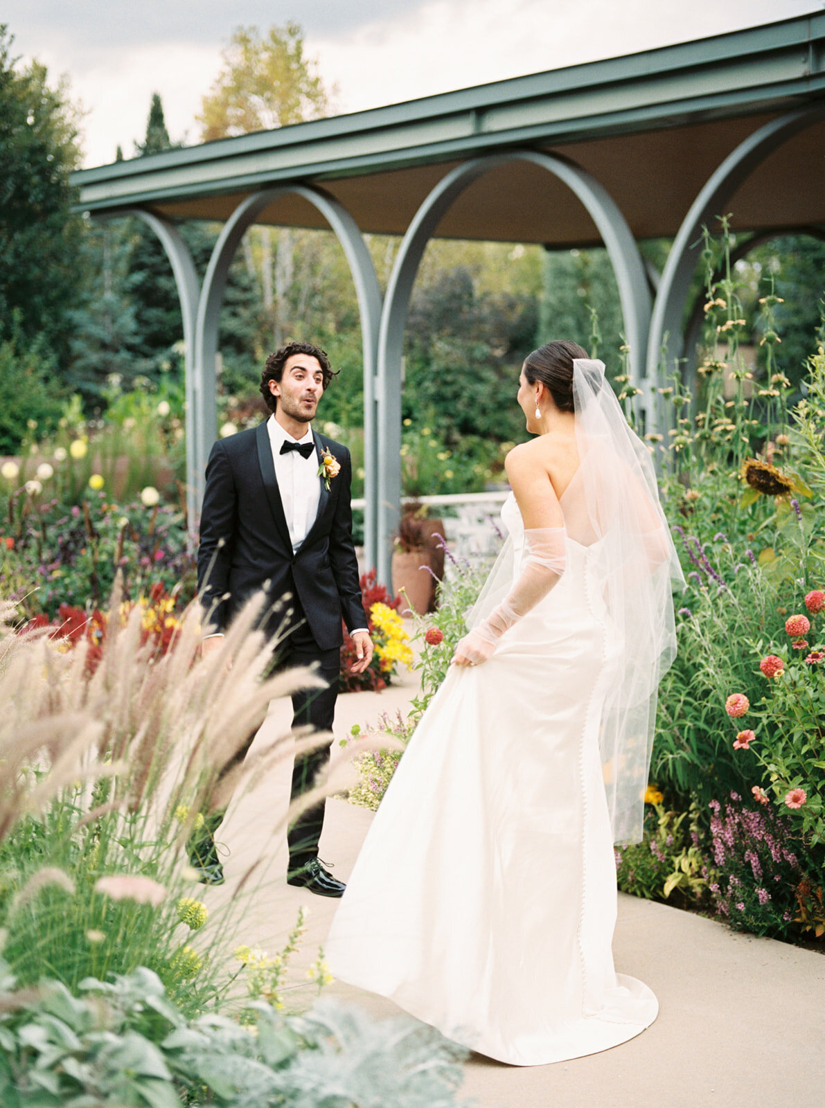 9.14-Madeleine-Max-Botanic-Gardens-Denver-Wedding-252