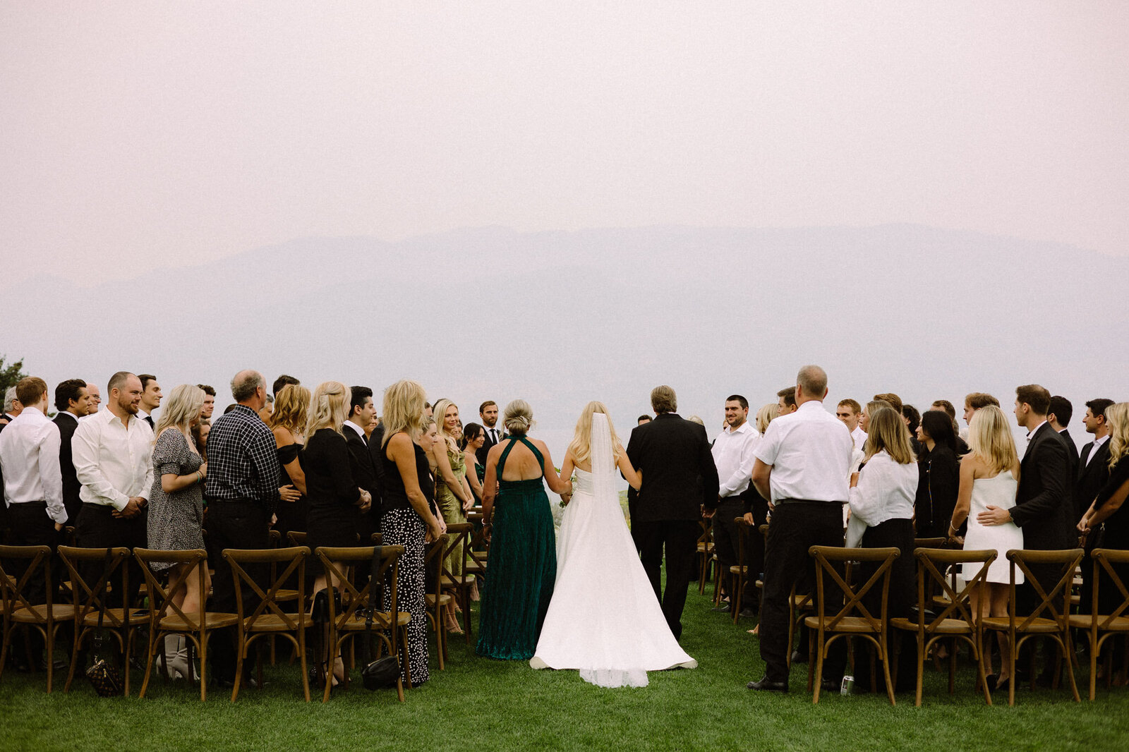 wedding ceremony at oak estate winery in summerland