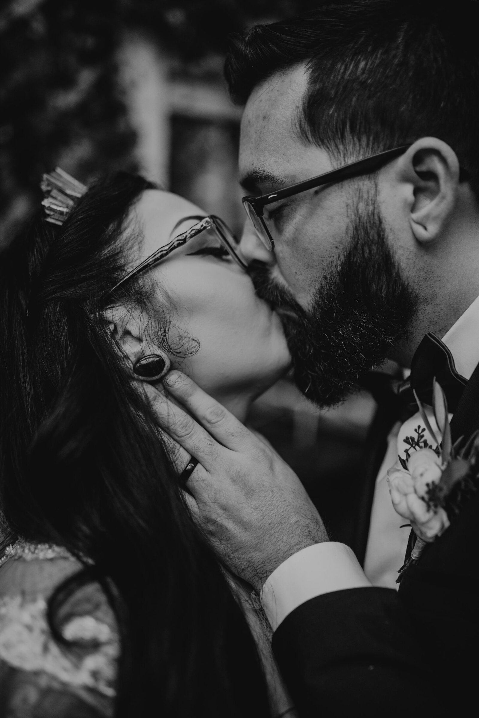 GARNET DAHLIA _ GENERAL SUTTER INN _ LITITZ _ PA WEDDING (55)