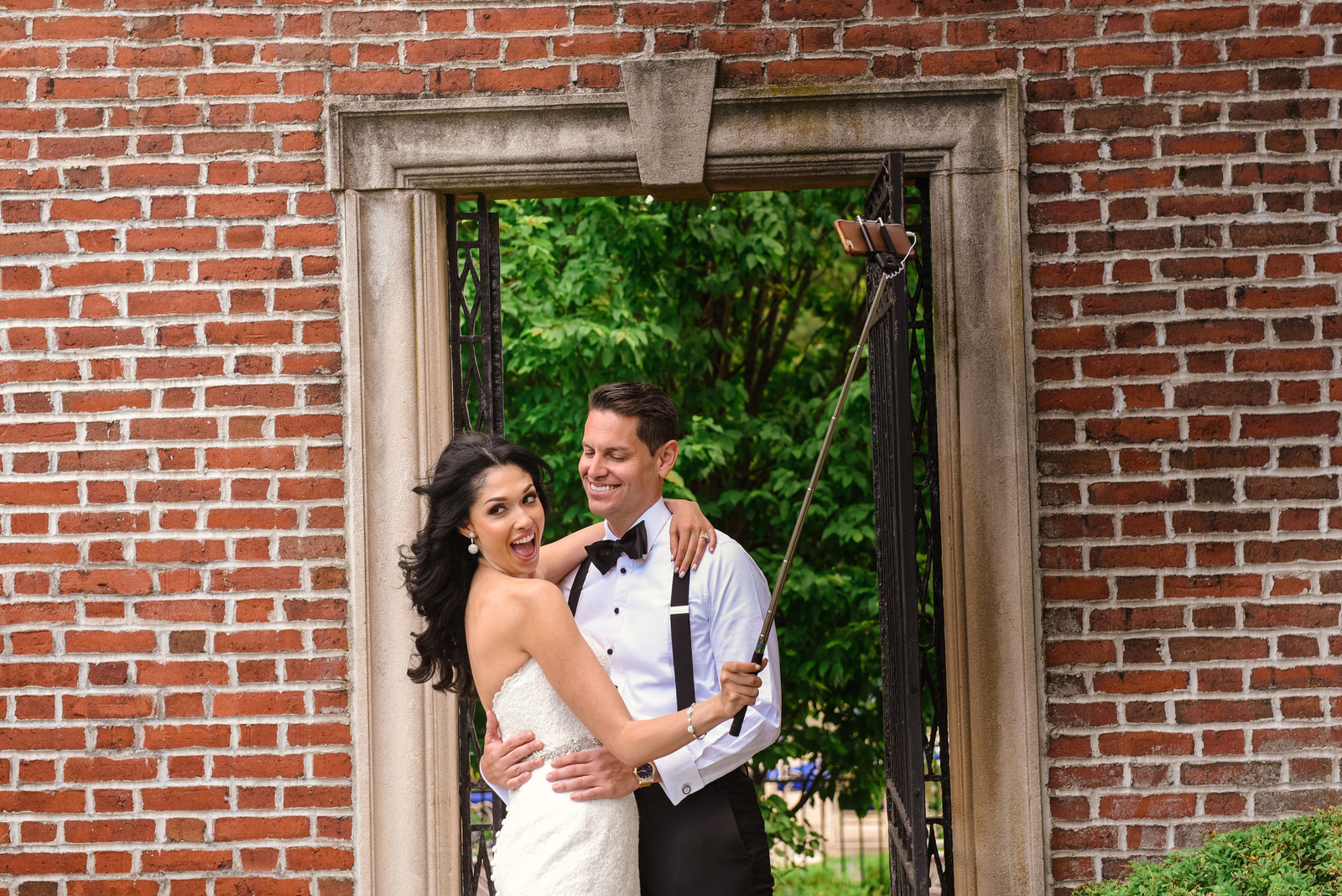 Bride and groom selfie at Glen Cove Mansion