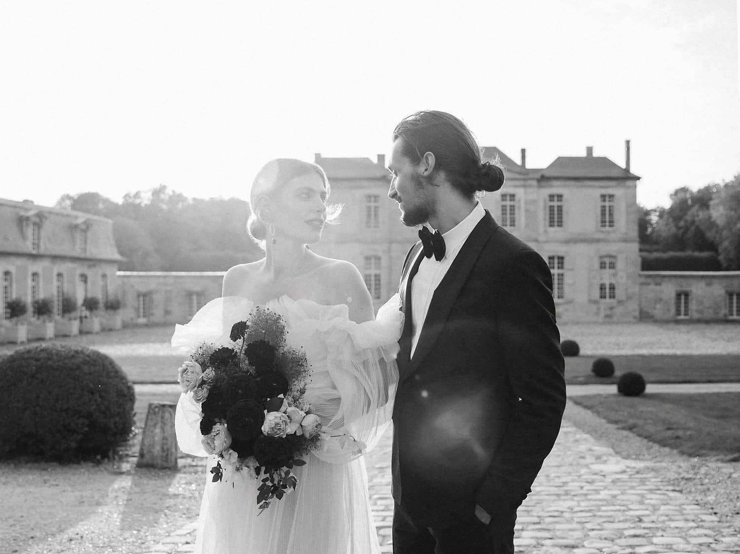 France-chateau-de-Vilette-wedding-Paris-France-bride-and-groom-Julia-Kaptelova-Photography-206