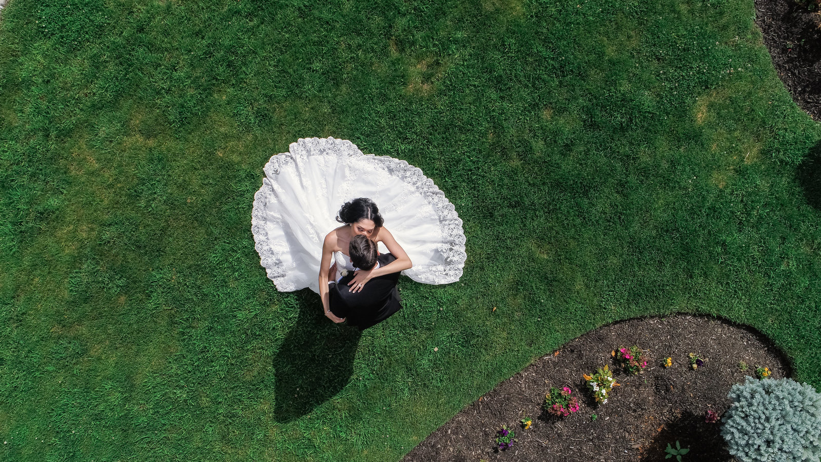 Drone photo of bride and groom at Glen Cove Mansion