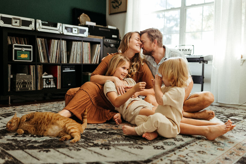 portland-family-photographer-austin-home-19