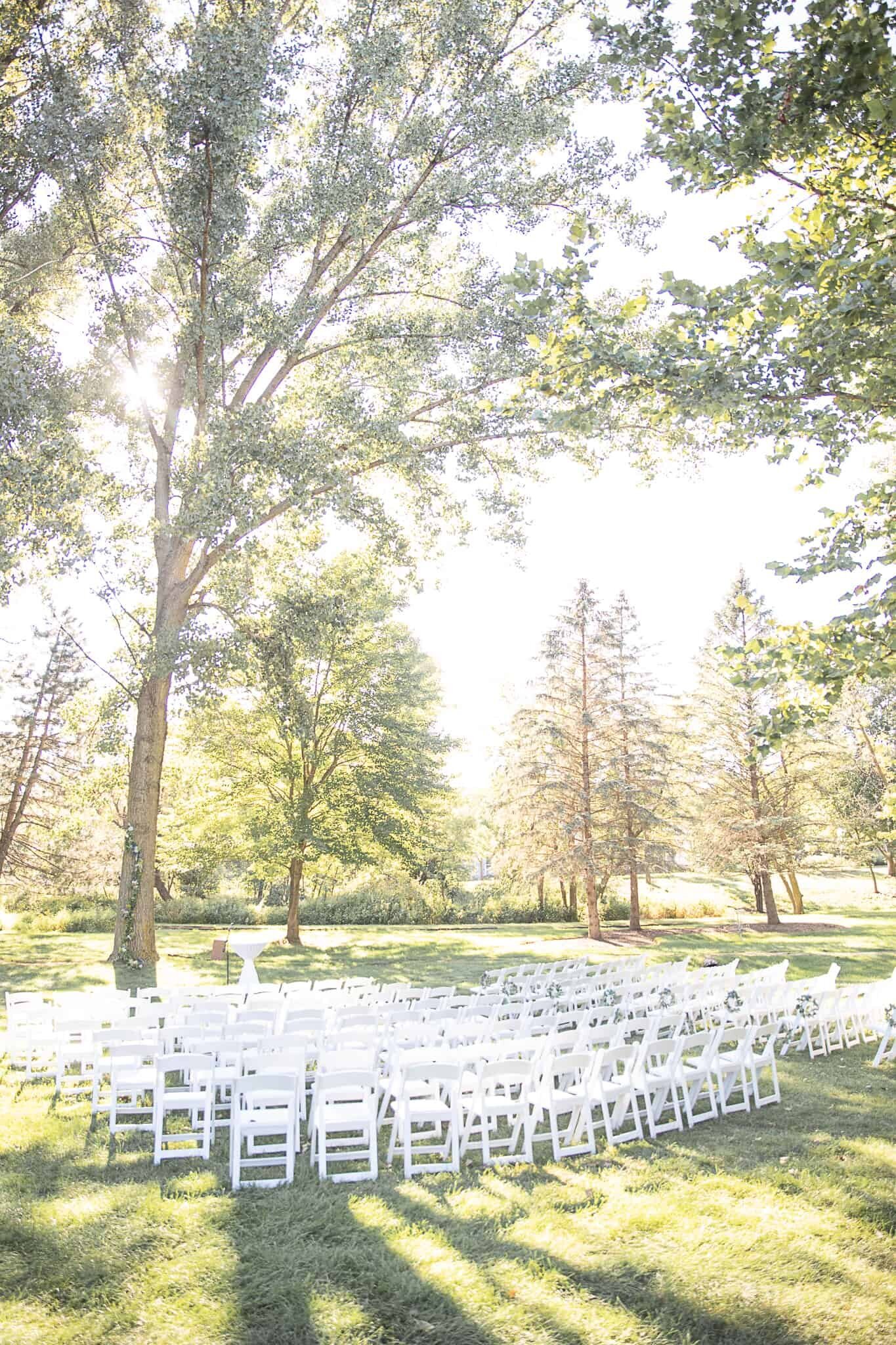 Wedding-at-Abbey-Springs-Resort-in-Fontana-Wisconsin-17