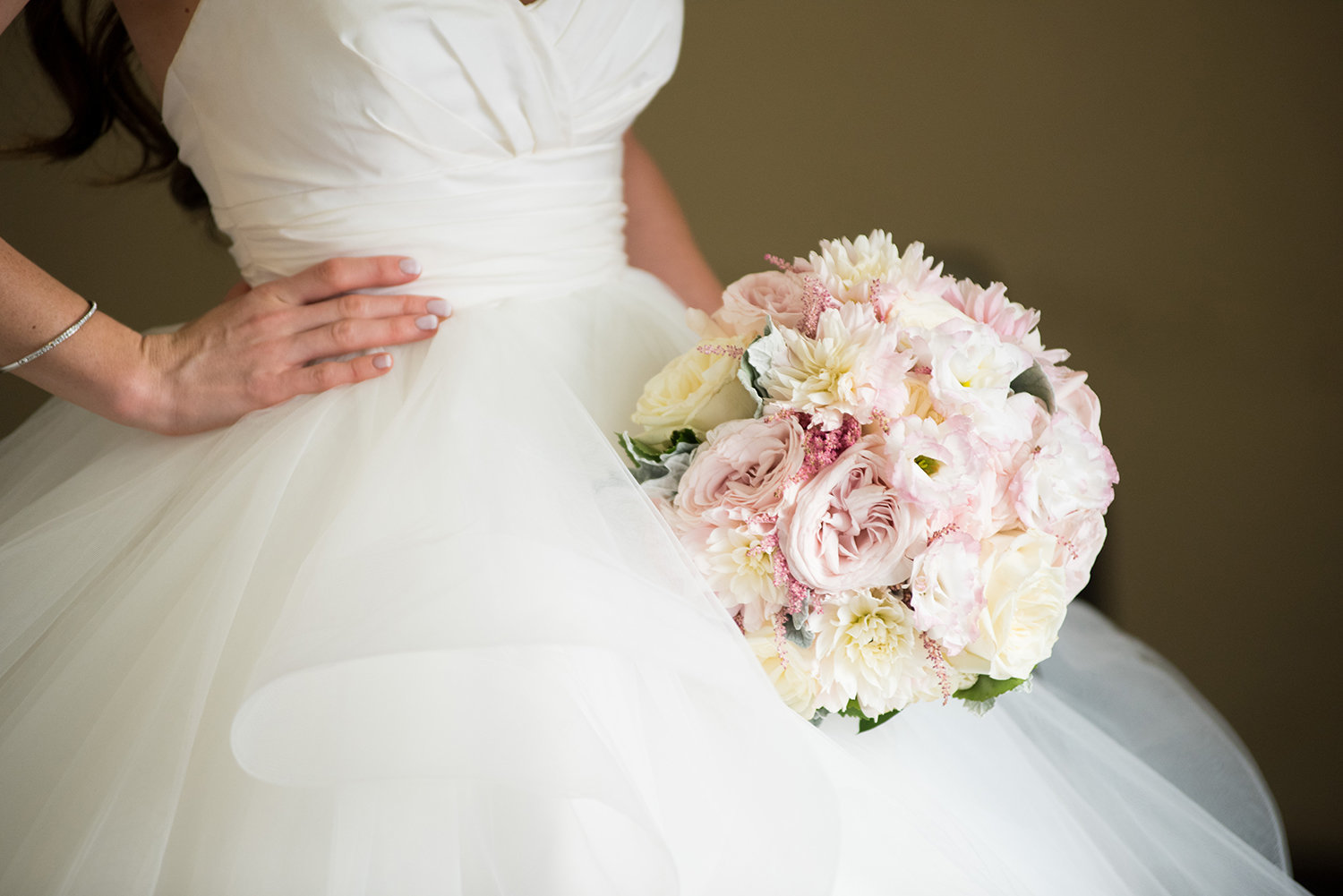 Close up detail photo of a bride's bouquet