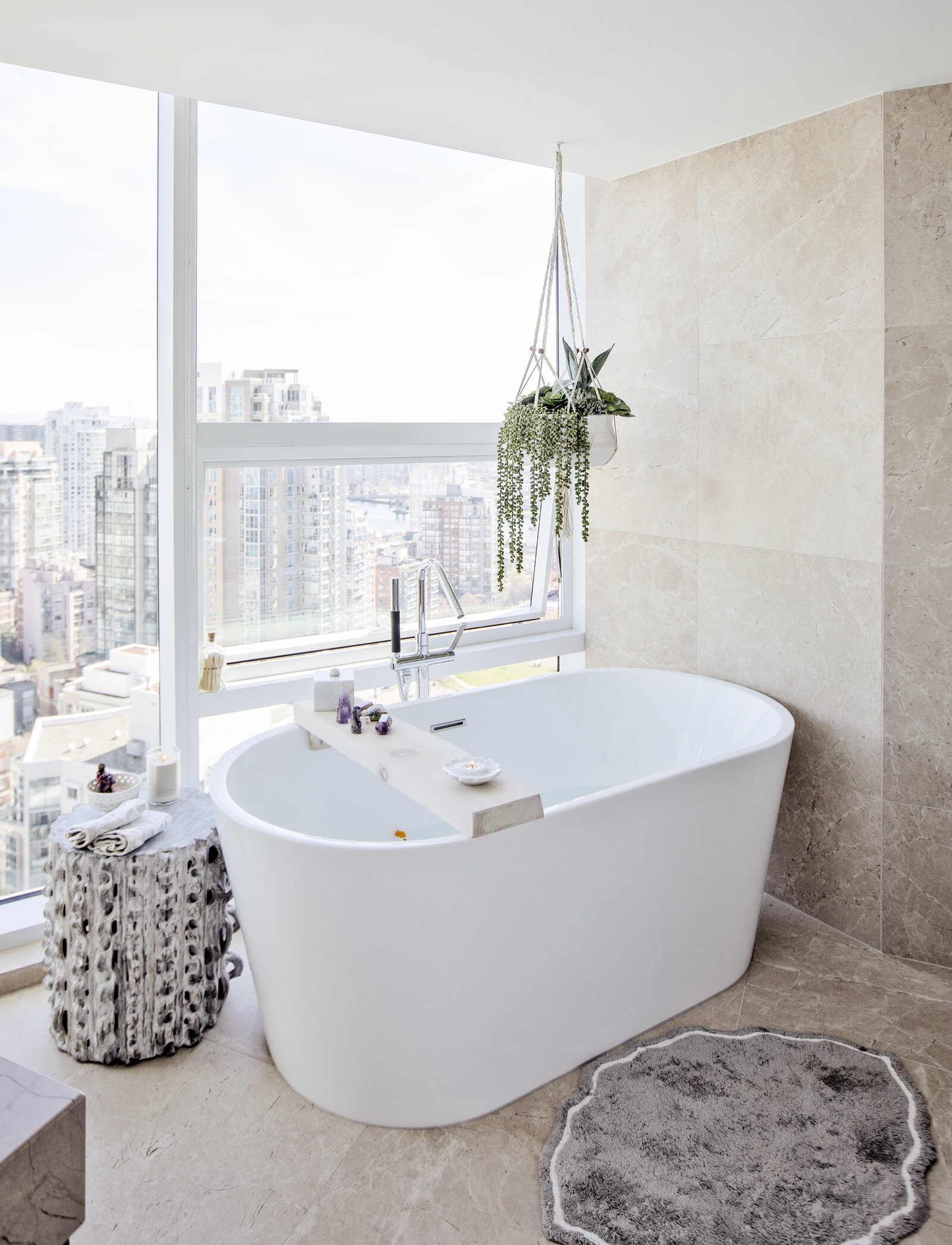 Pacific Street Residence | Downtown Vancouver