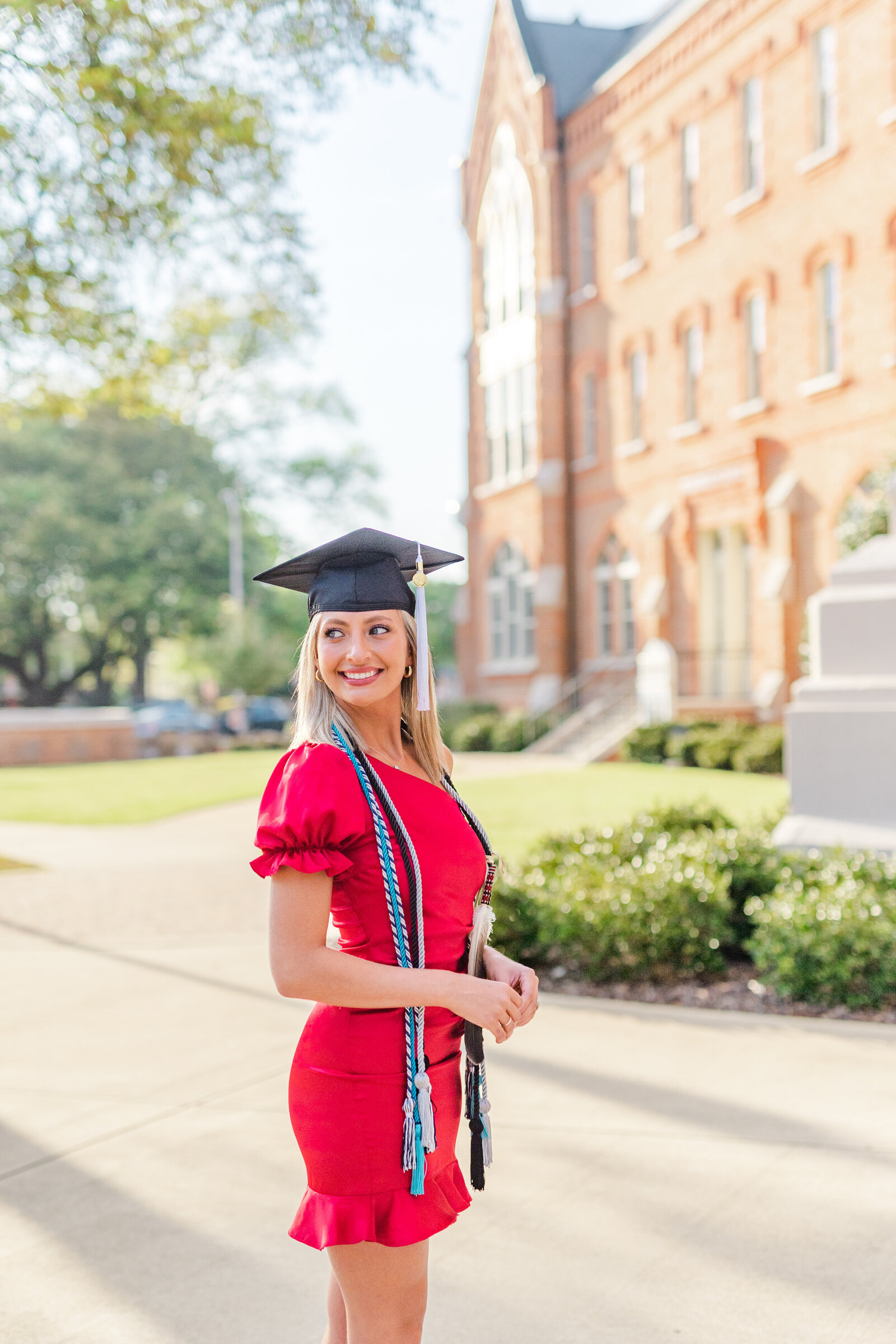 University of Alabama Senior Grad Pictures _ Lauren Elliott Photogrpahy _ Georgia Carpenter-145