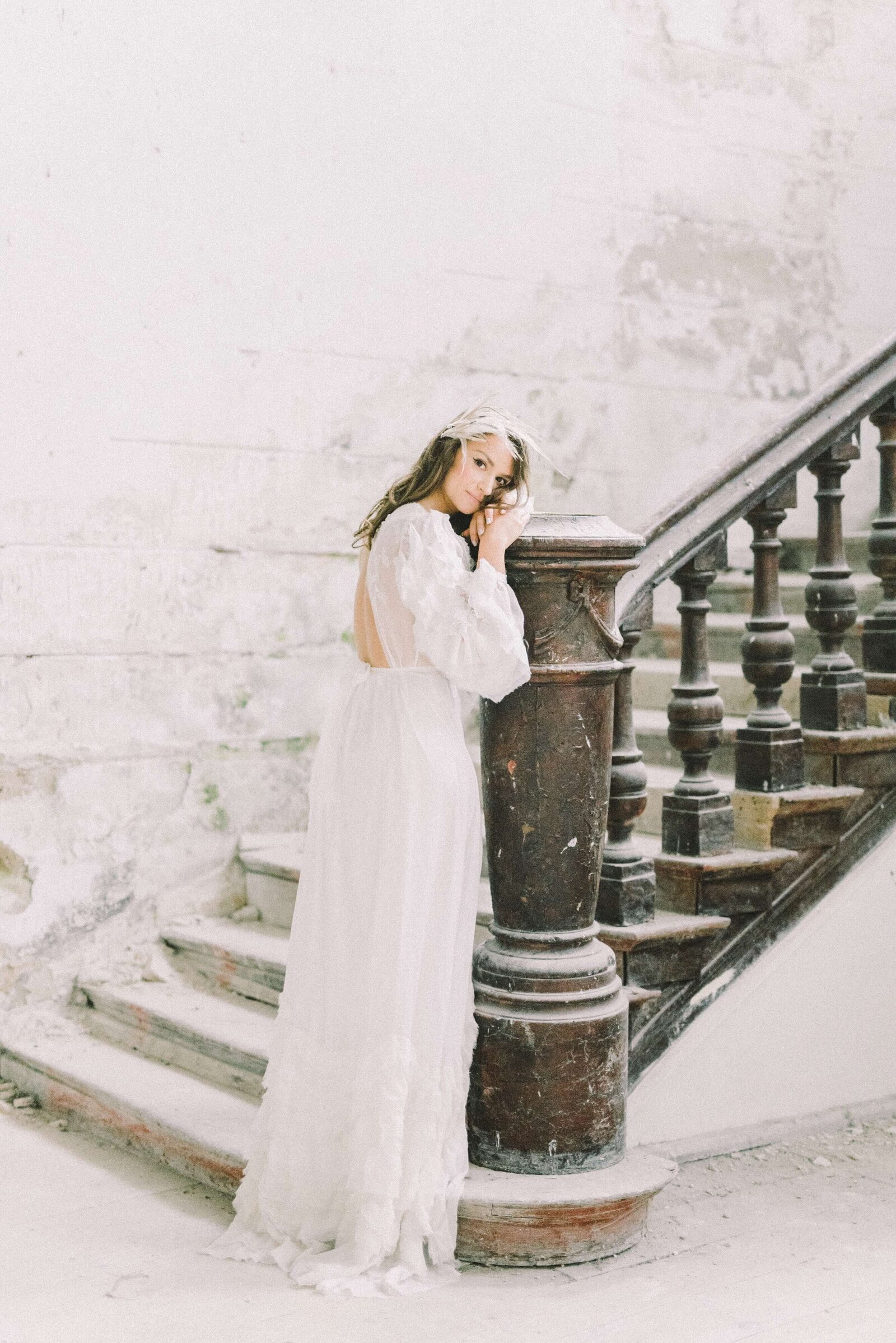 Wedding-dress-bridal-gown-store-website-template-Showit-pexels-leeloo-thefirst-4942574