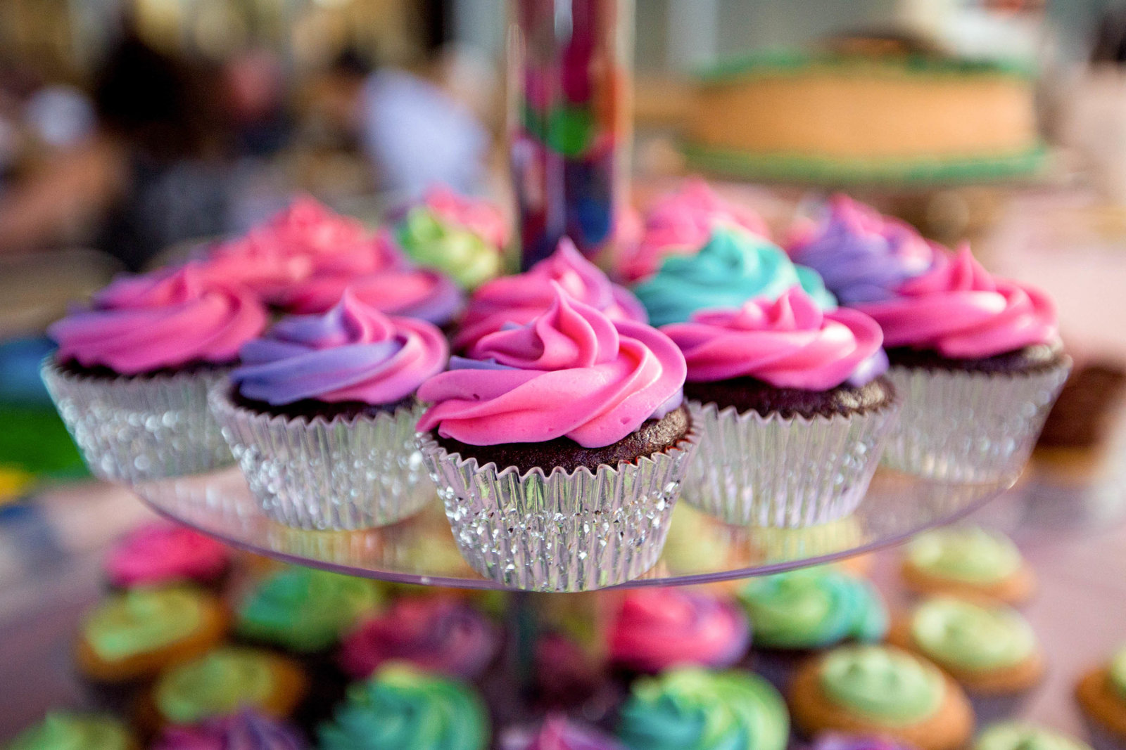 rainbow-cupcake-reception-yards-brewing-philadelphia-pa-wedding-kate-timbers-photography-5592