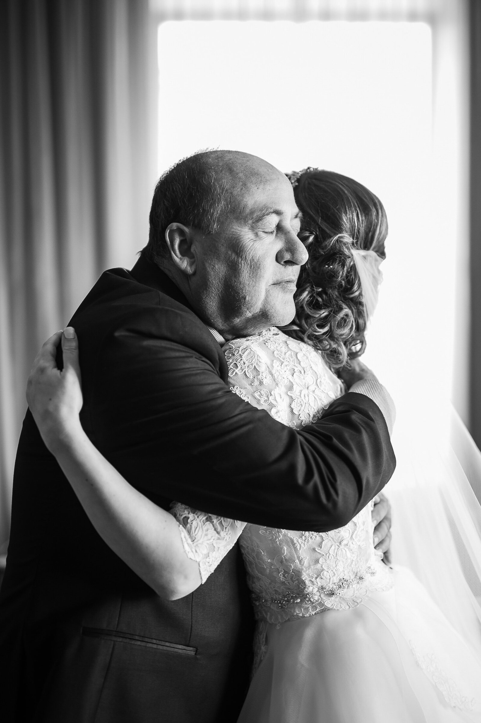 20Luminous Weddings Toronto Wedding Photographers