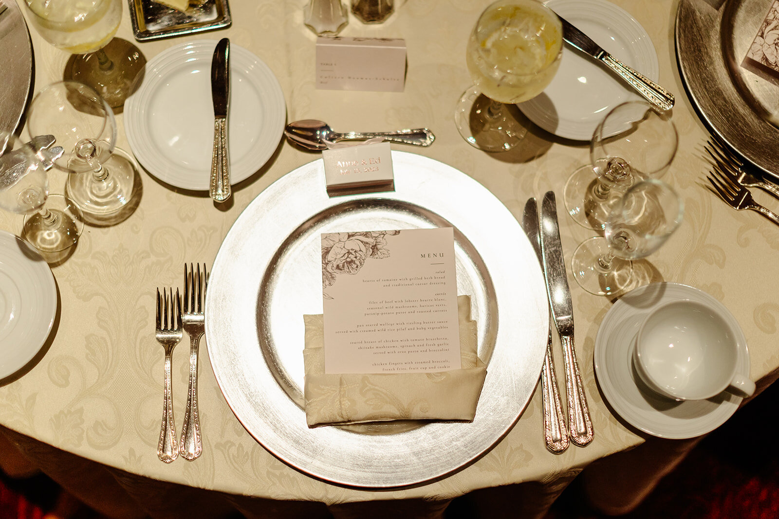 elegant-wedding-reception-tablescape-pink