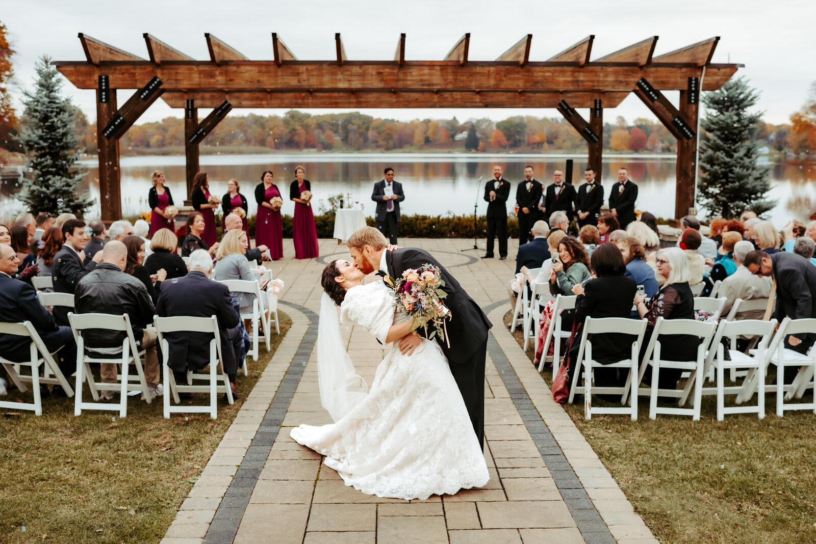 wedding-photos-at-The-Overlook-Kent-OH