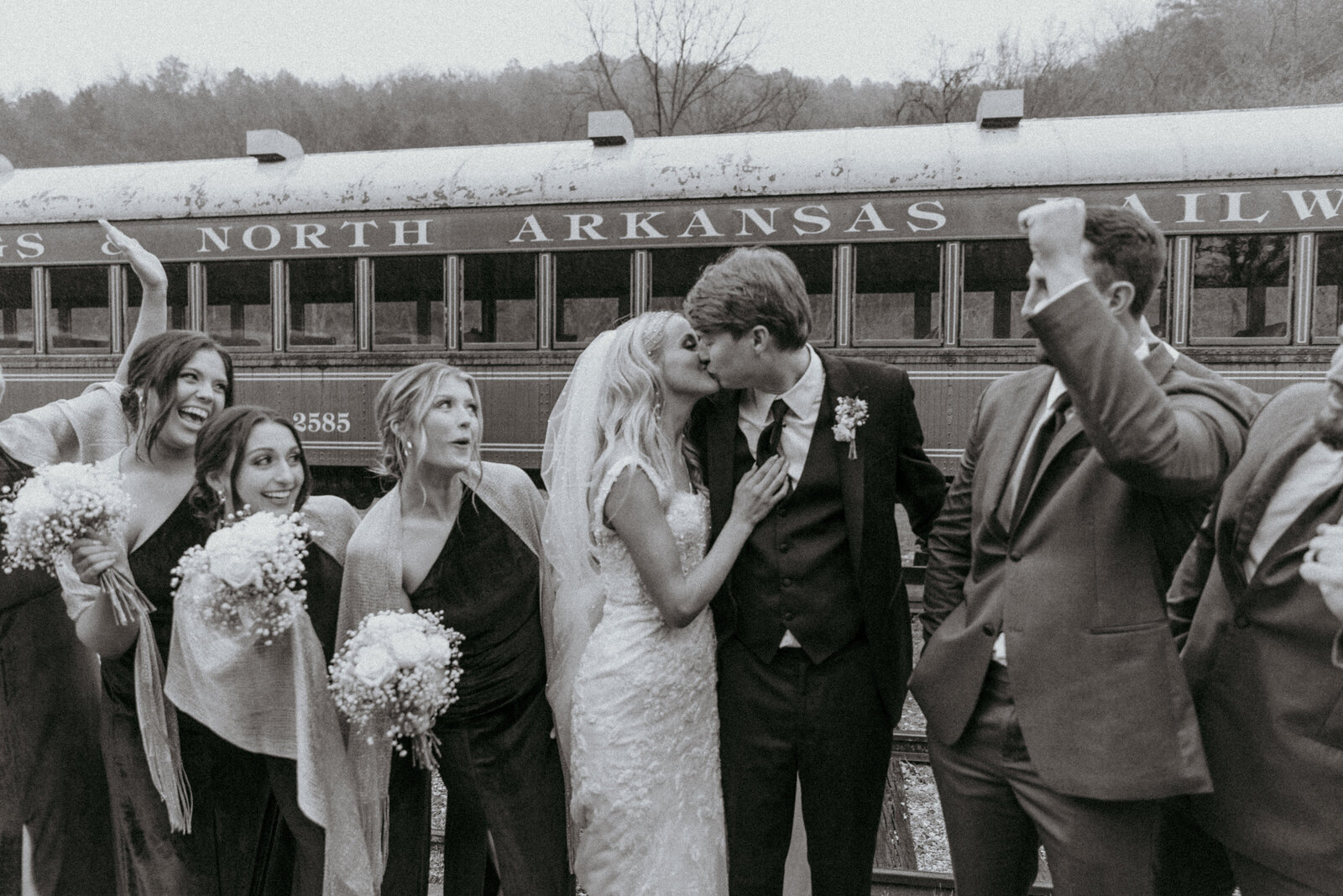 Fayetteville-Arkansas-photographer-Crescent-hotel-wedding-eureka-springs-56