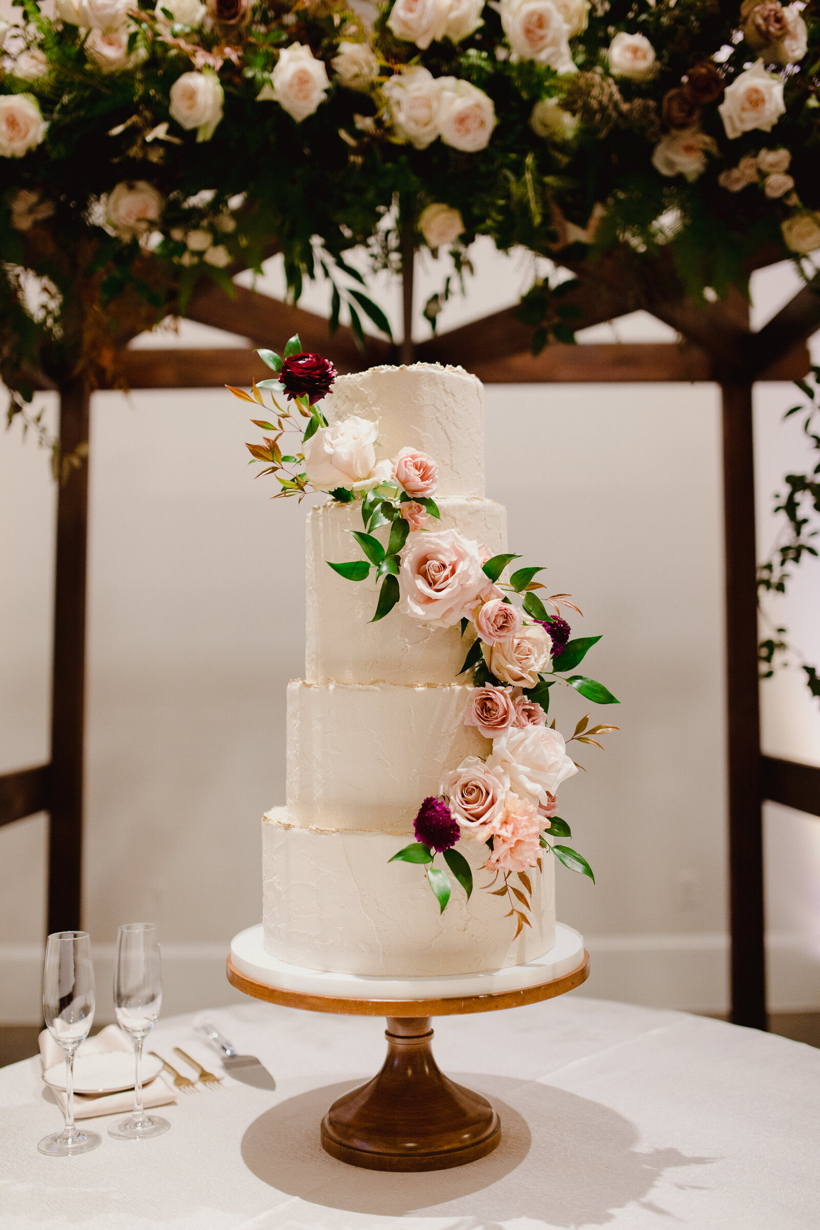 Textured-Organic-Wedding-Cake-Ashley-Cakes-39