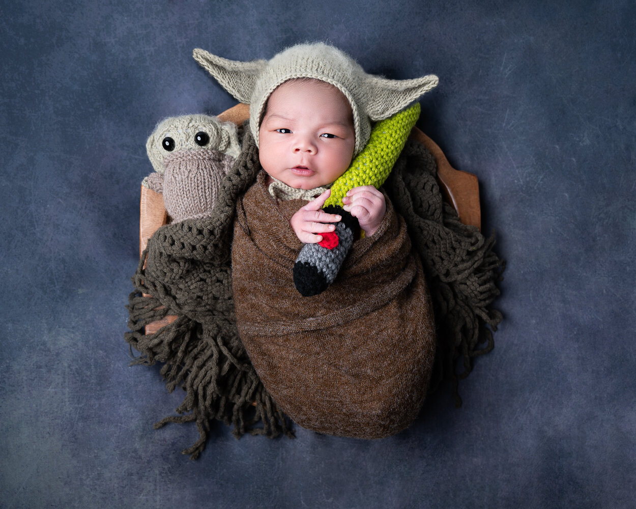 Piscataway_NJ_Newborn_Boy_Baby_Yoda