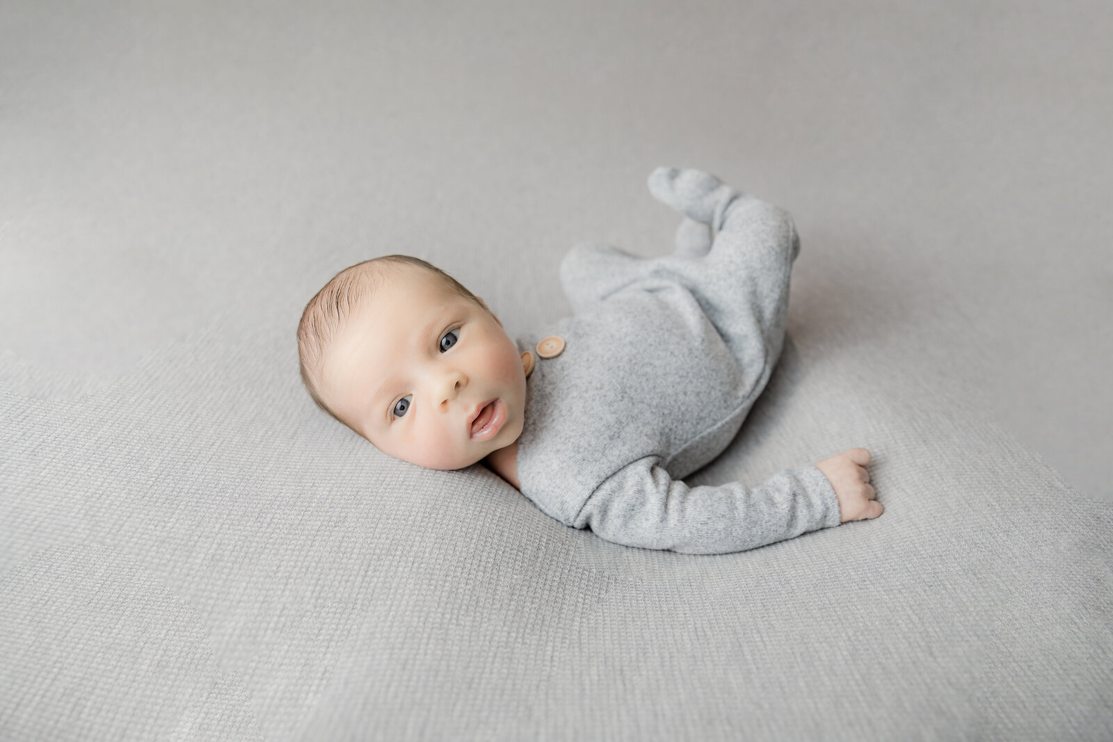 newborn-baby-boy-photos-ottawa-grey-loft-studio-1