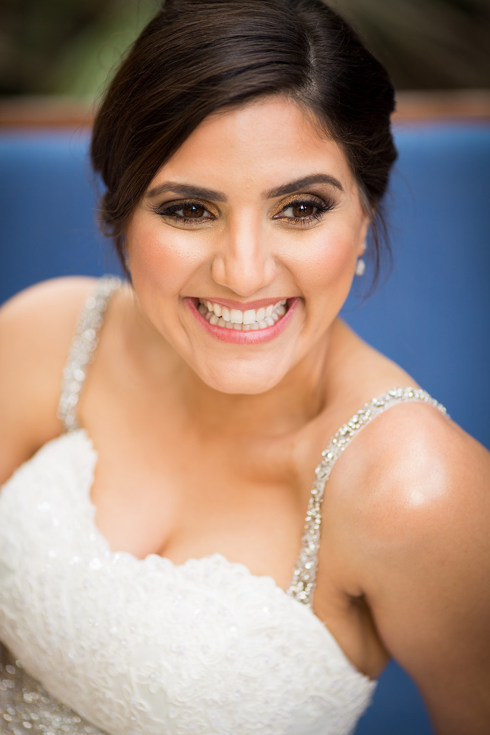 Natural lighting portrait of a beautiful bride
