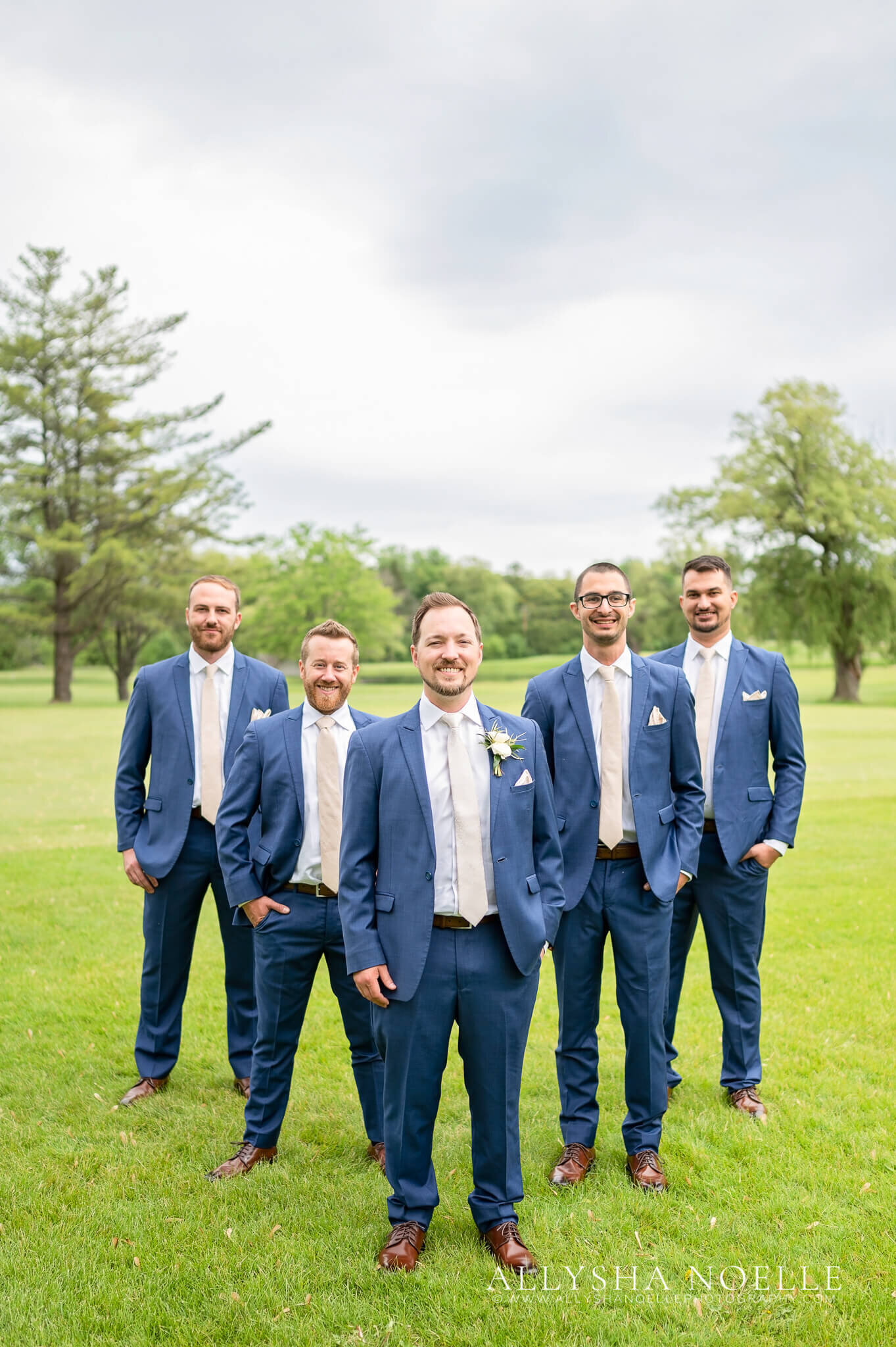 Wedding-at-River-Club-of-Mequon-260