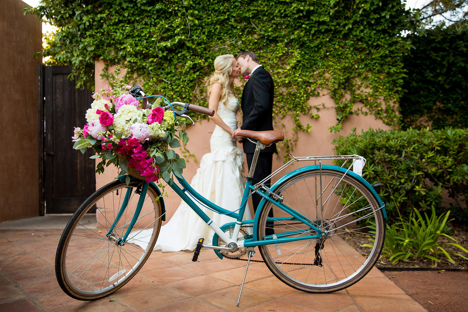 Top 10 wedding portraits with bikes