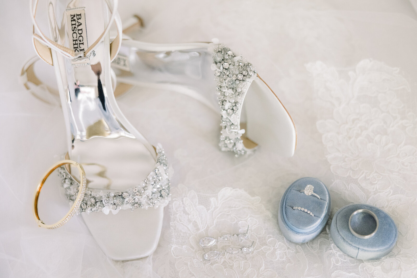 beautiful-wedding-day-details