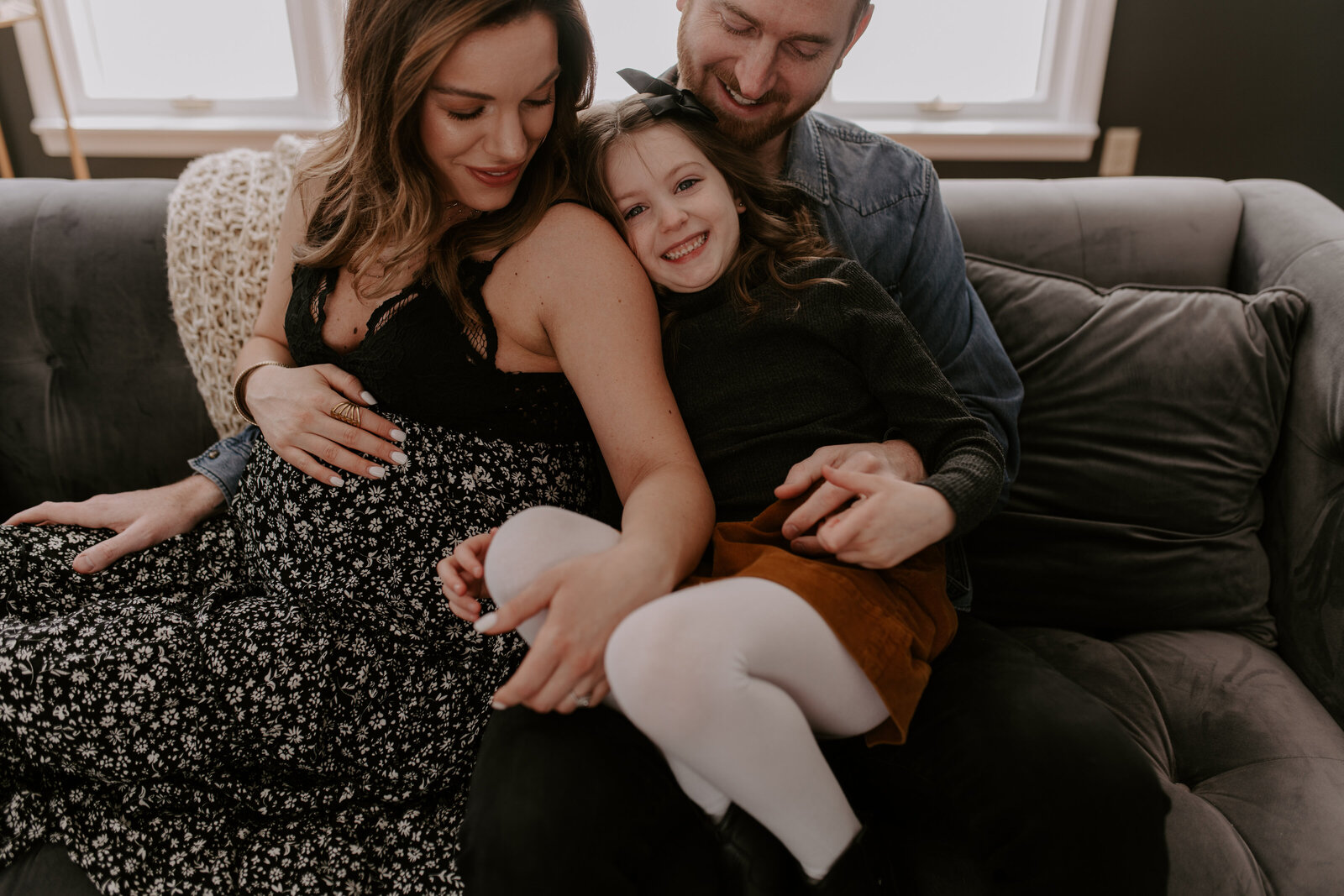 Indianapolis Winter In Home Maternity Session - Cooper-15