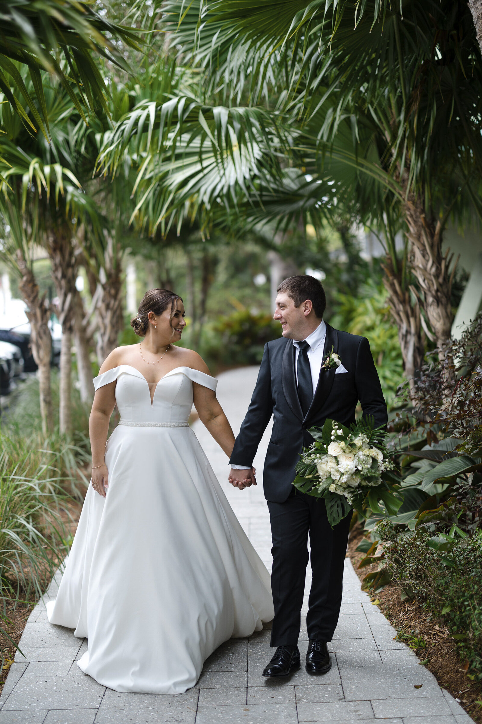 Riverside-Hotel-Fort-Lauderdale-Wedding-Sonju-Photography-17