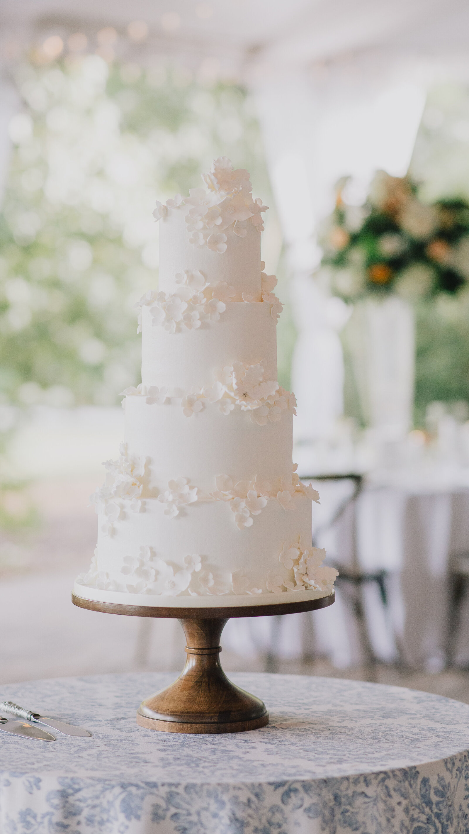 Garden-Wedding-Cake-Ashley-Cakes-20