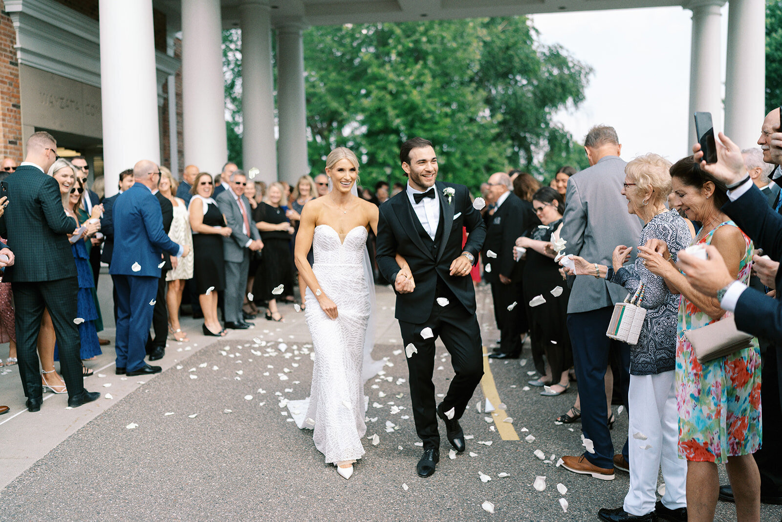 Lafayette_Club_Wedding_Photos_LaurenPage23-857
