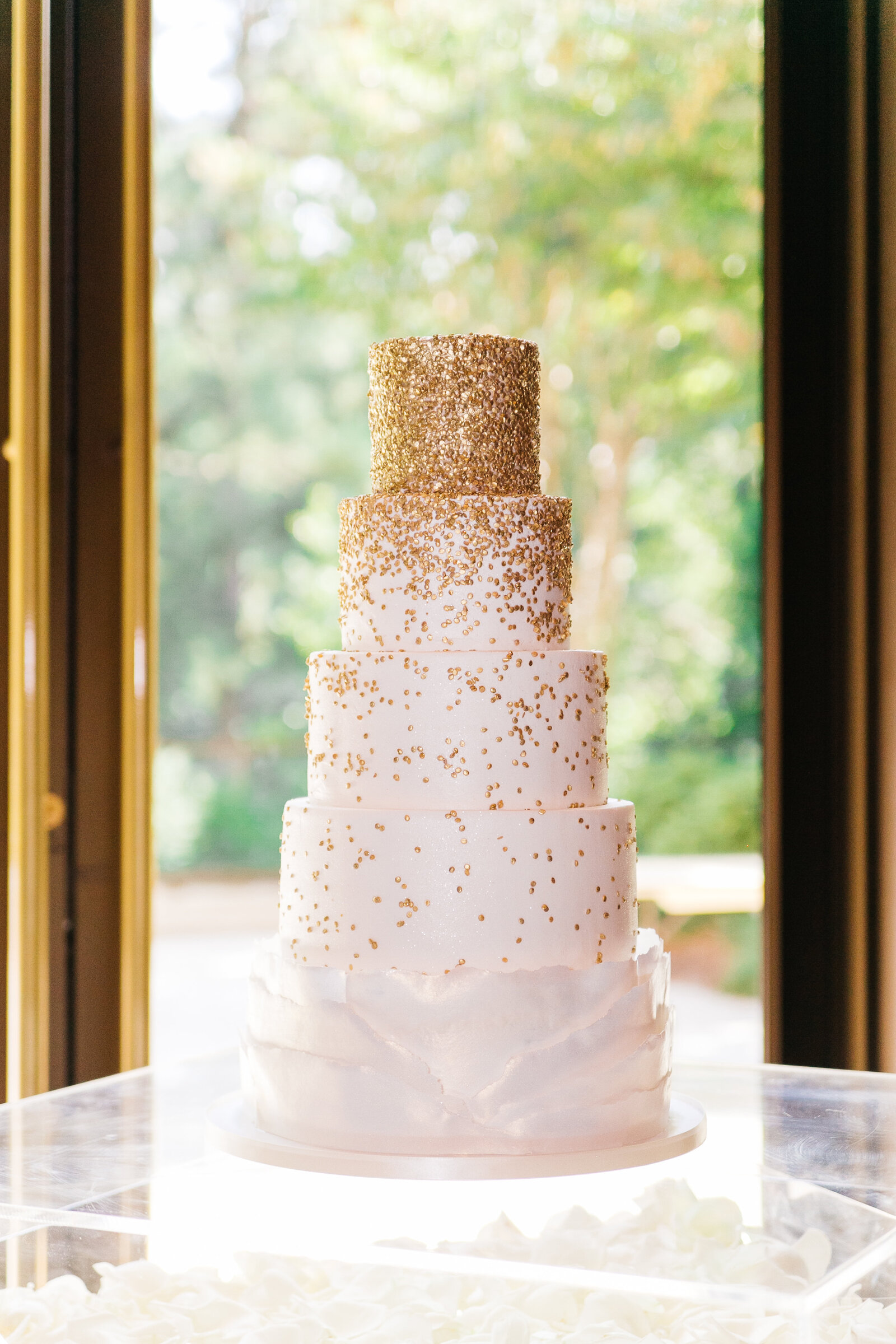 Glamorous-Wedding-Cake-Ashley-Cakes-17