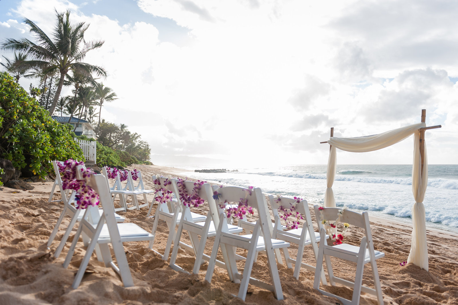 Candy-and-Dave-Hawaii-Wedding-Melissa-Desjardins-Photography-1
