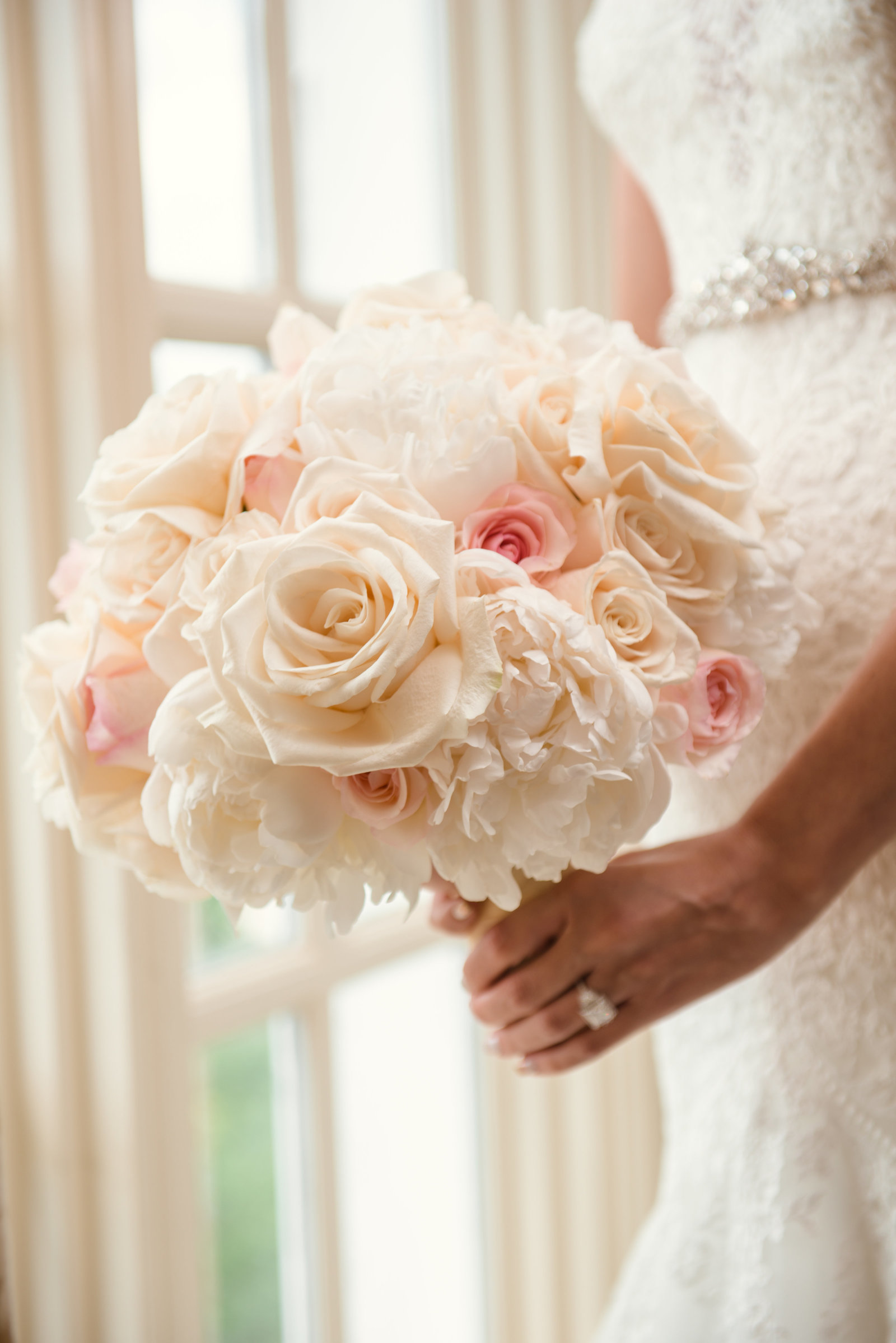 Bridal floral bouquet at Glen Cove Mansion